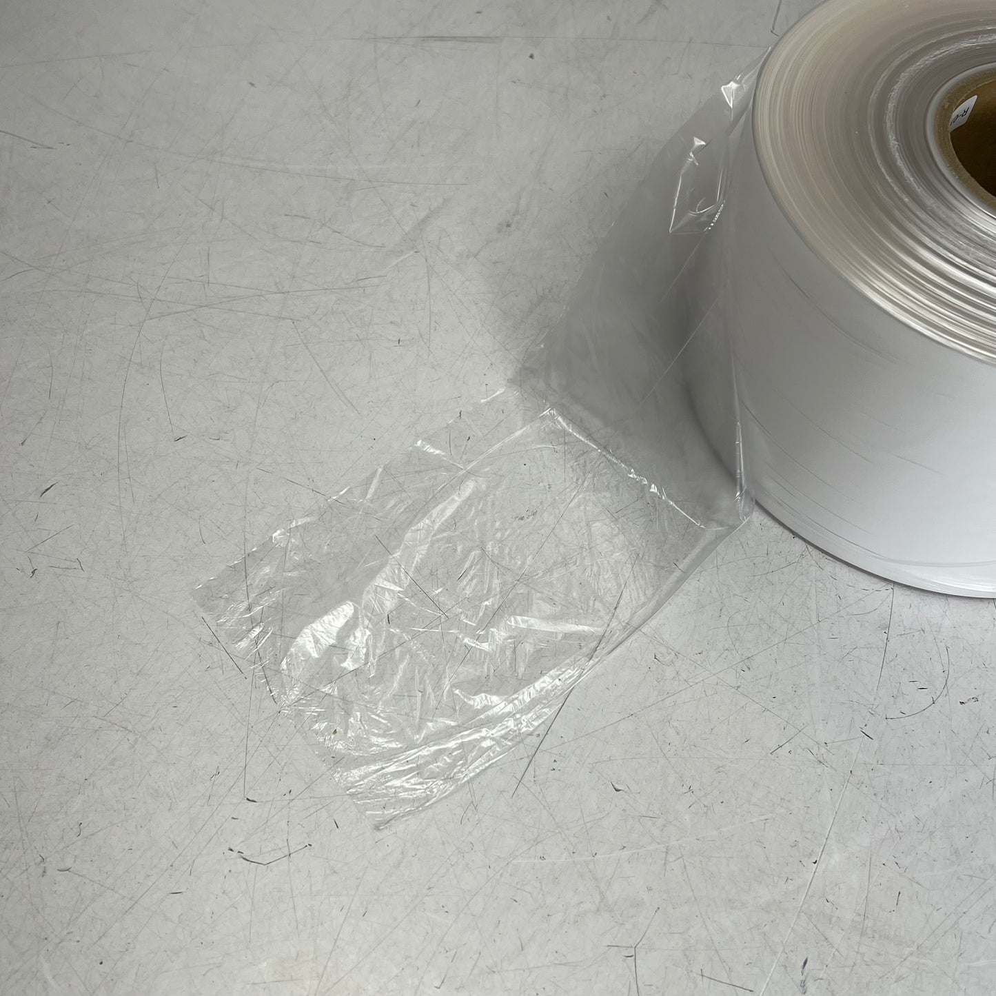 ZA@ (4 PACK) Rolls of Stretchy Plastic 6" Wide Unknown Length Clear