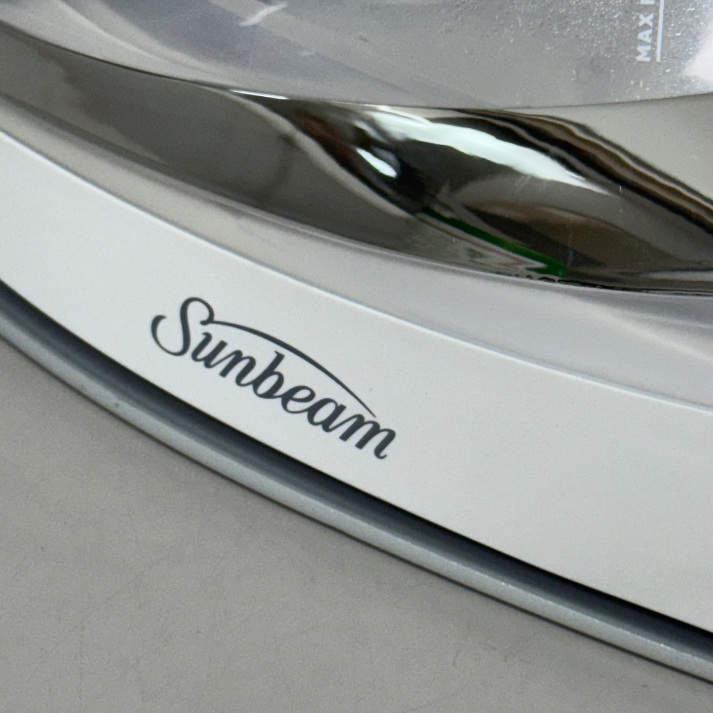 SUNBEAM Turbo Steam Iron w/ Steam Feature Large Tank Capacity Silver 1700W 11581