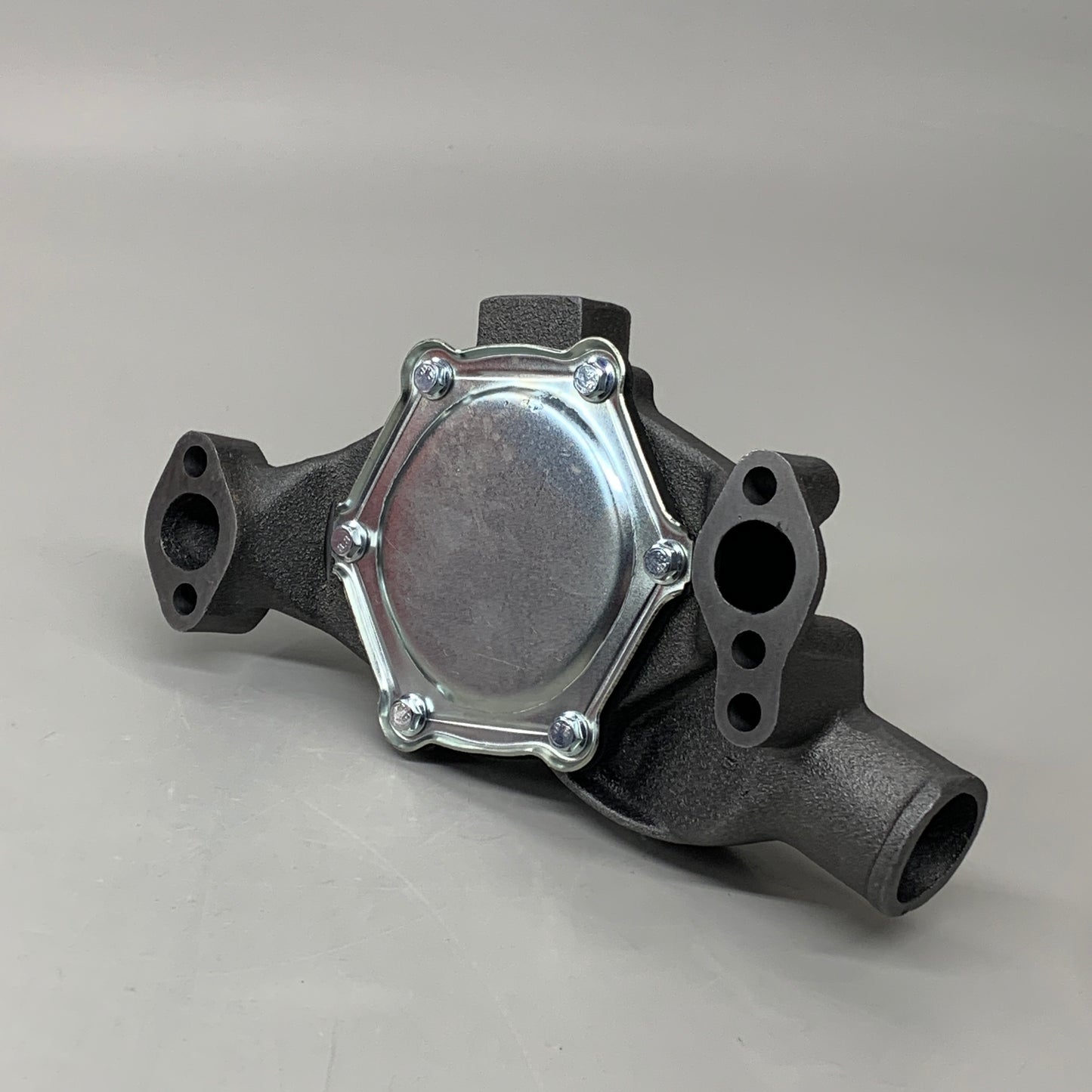 GMB Engine Water Pump for Chevrolet/GMC/Jeep/Pontiac Vehicles 189530 130-1350