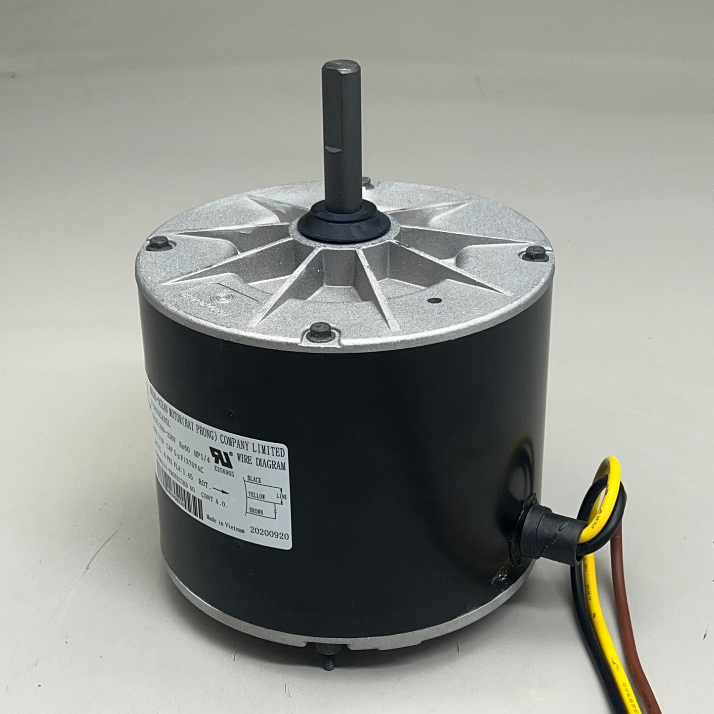 Broad-Ocean Motor Condenser For ICP HVAC Equipment 2.5"x1/2" Black/Silver 1185924