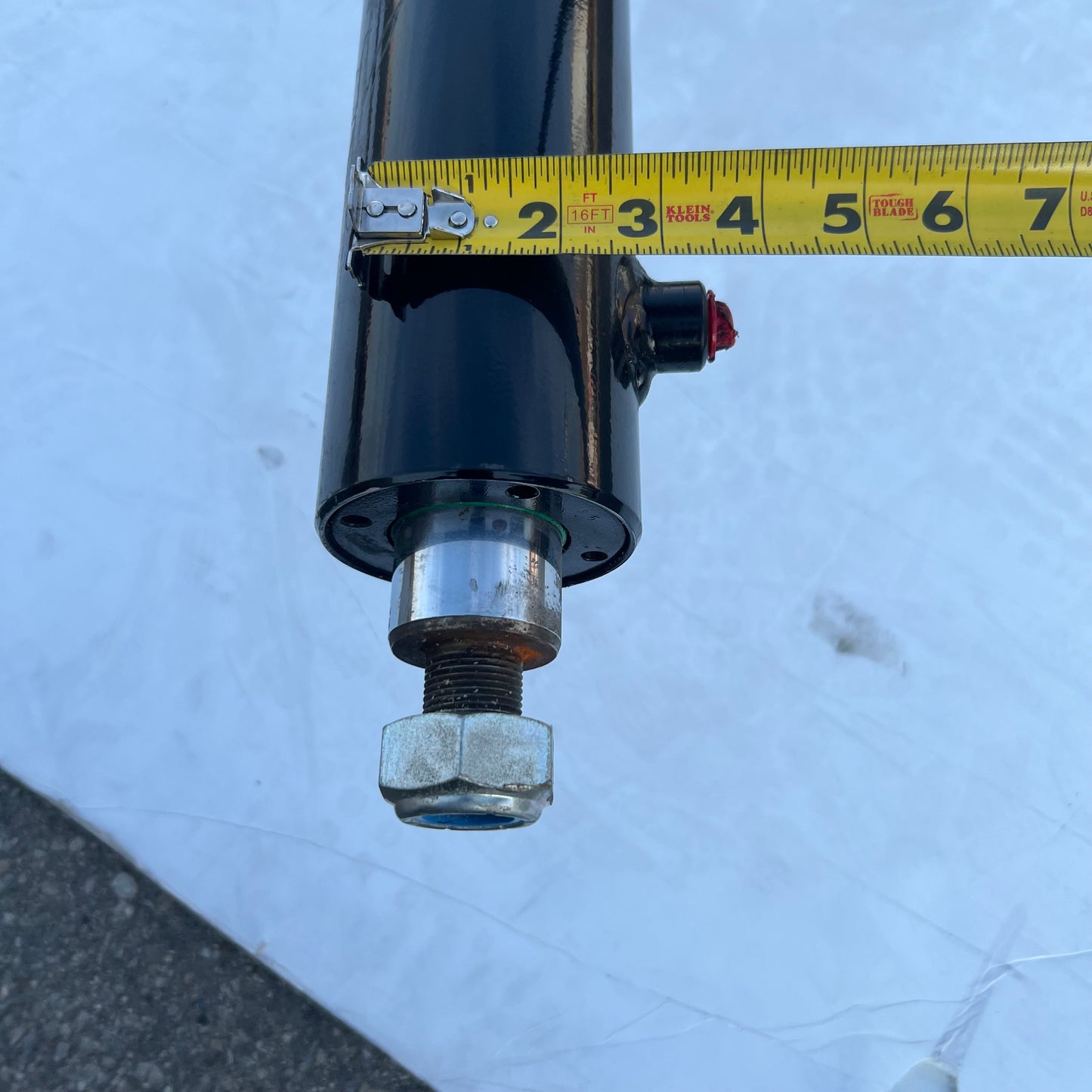 TIPTON Tilting Platform Hydraulic Cylinder Sz 131" L X 3" D Black Cosmetic Damage