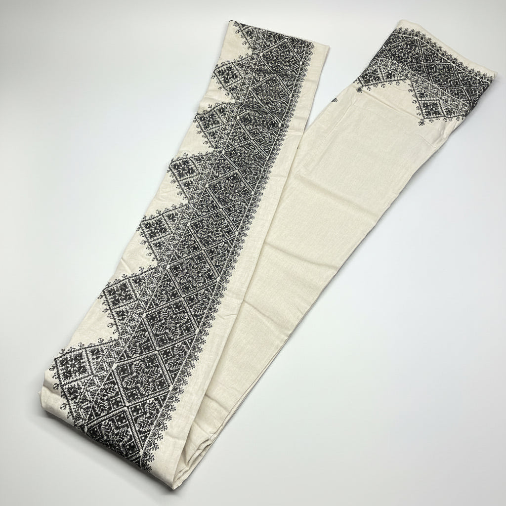 BANANA REPUBLIC Heirloom Embroidery Duvet Cover King 108"W x 96"L Black/Crème