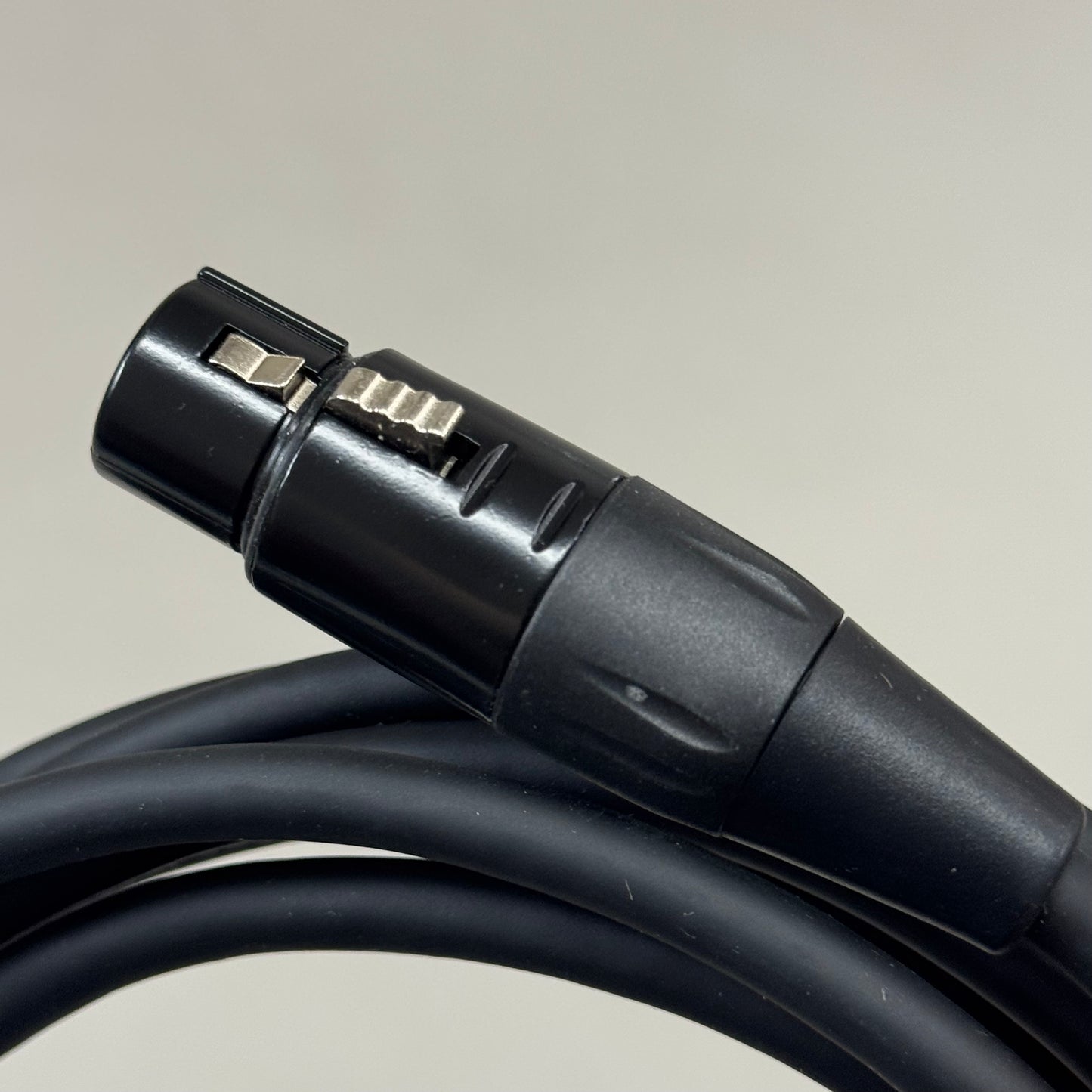 HOSA TECHNOLOGY Pro Series Microphone Cable 10 ft Black HMIC-010