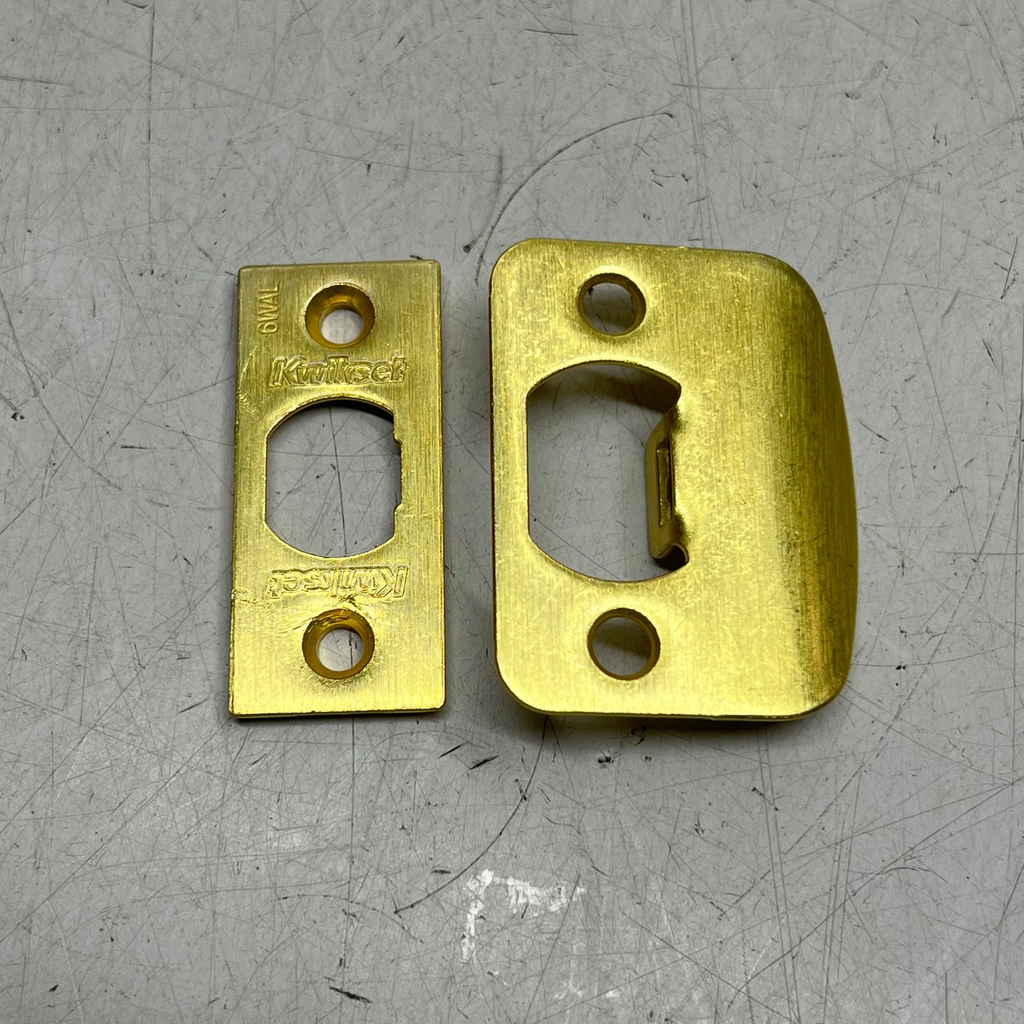 KWIKSET Singapore Passage Handle Cylindrical Lock Satin Brass 97200-932