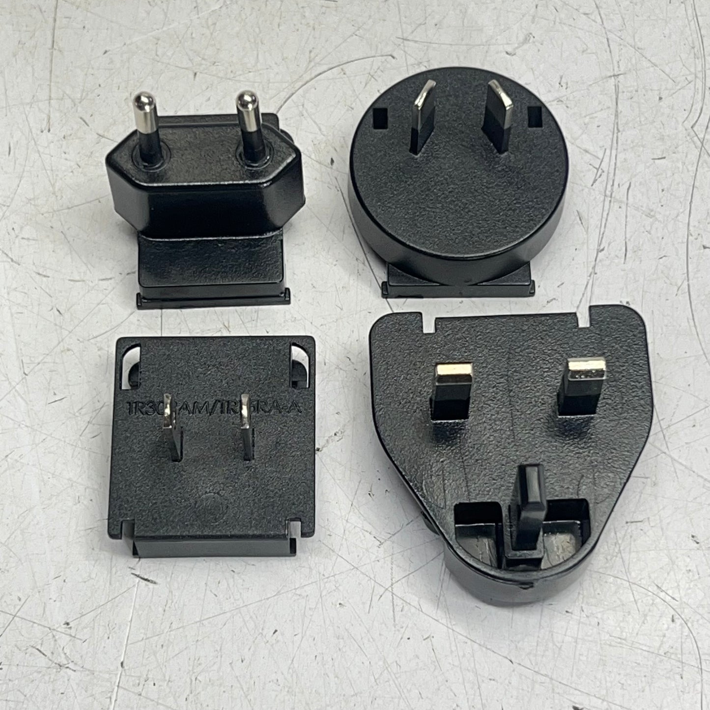 CINCON  Electronic Power Adaptor  5 Attachments 100-240V Input  Black TR15RAM050