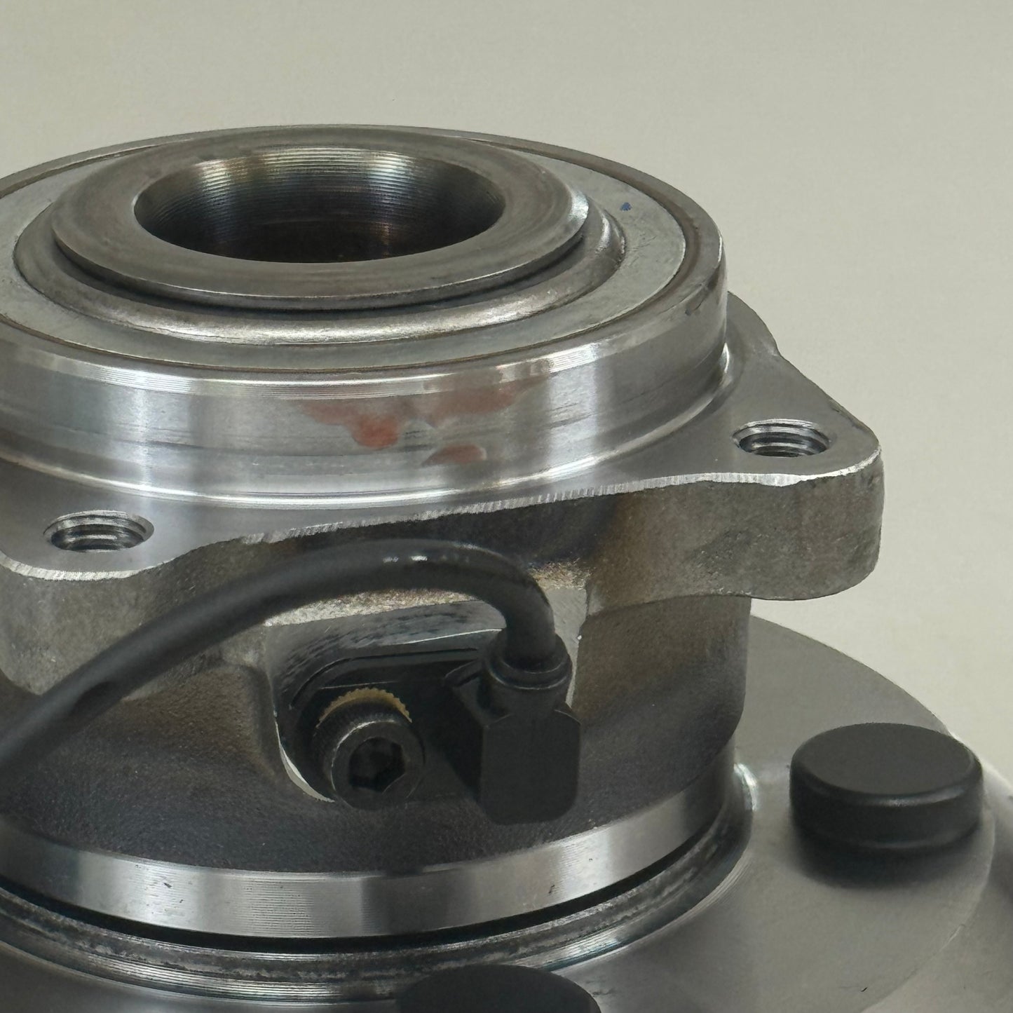 GSP Wheel Bearing & Hub Assembly Replacement Part For Chevy & GMC 103440