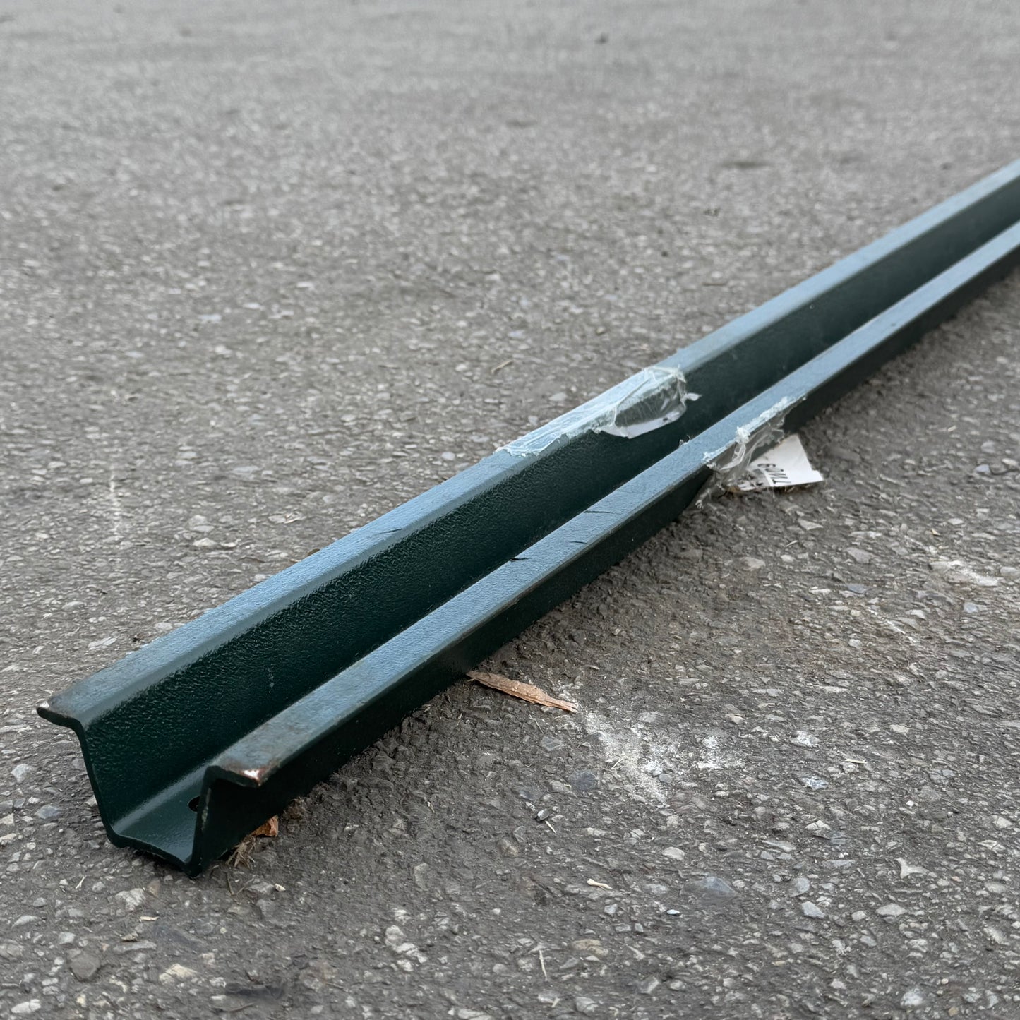 ZA@ 8ft Green Sign Post, Heavy Gauge 6T437 (Minor Scuffs)