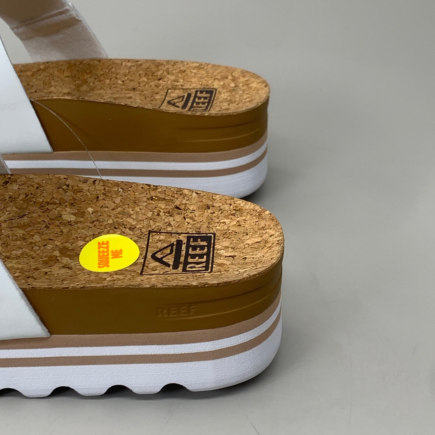 REEF Cushion Bounce Vista Hi Platform Sandal Shoes Womens Sz 7 Cloud White RF0A3YP5CLD