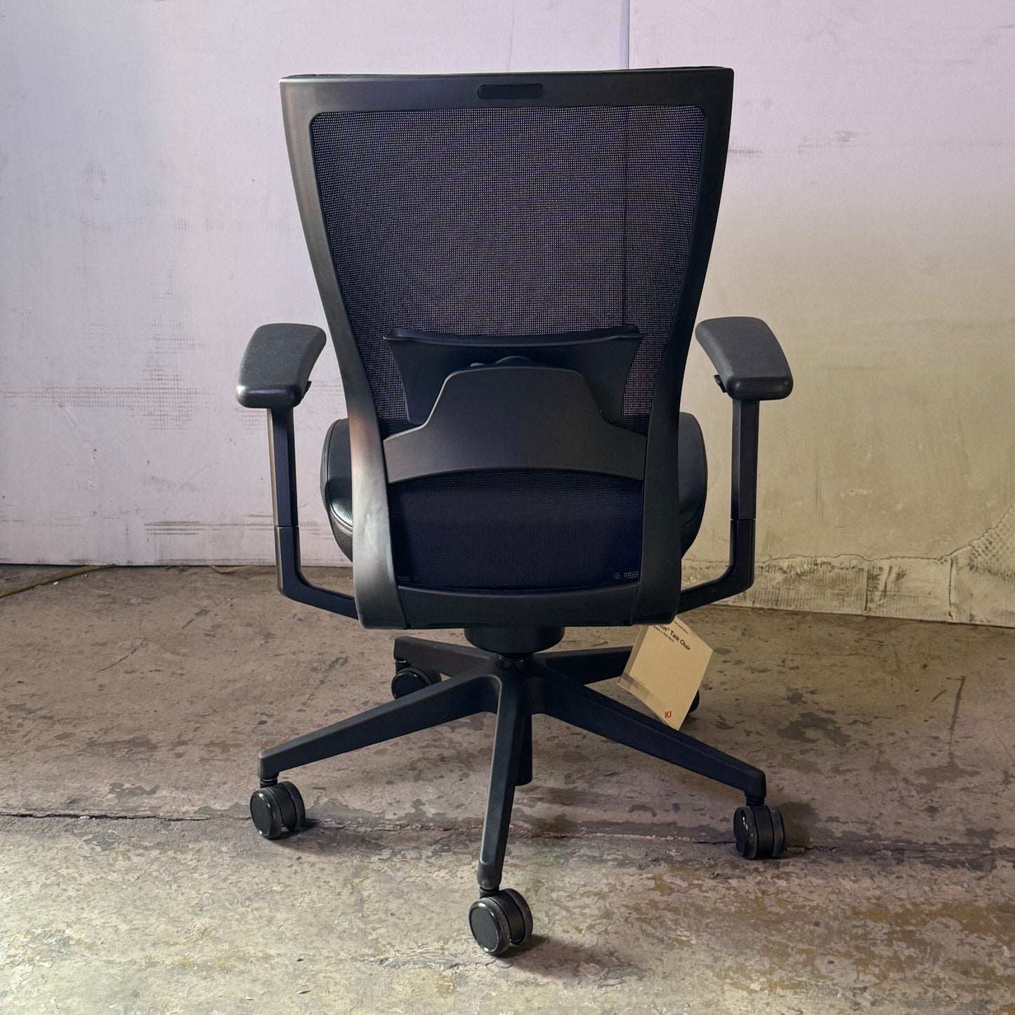 ALTUS Mesh Back Office Chair Black Sz 19"W x 19"L x 39"H 691237 (New Other, Distressed Box)