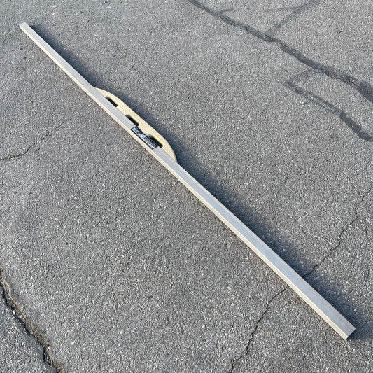 KRAFT TOOL CO. Buckaroo Straight Edge W/ Level Vial Handle 10' x 1-3/8" x 2" Magnesium CC423L (Good)