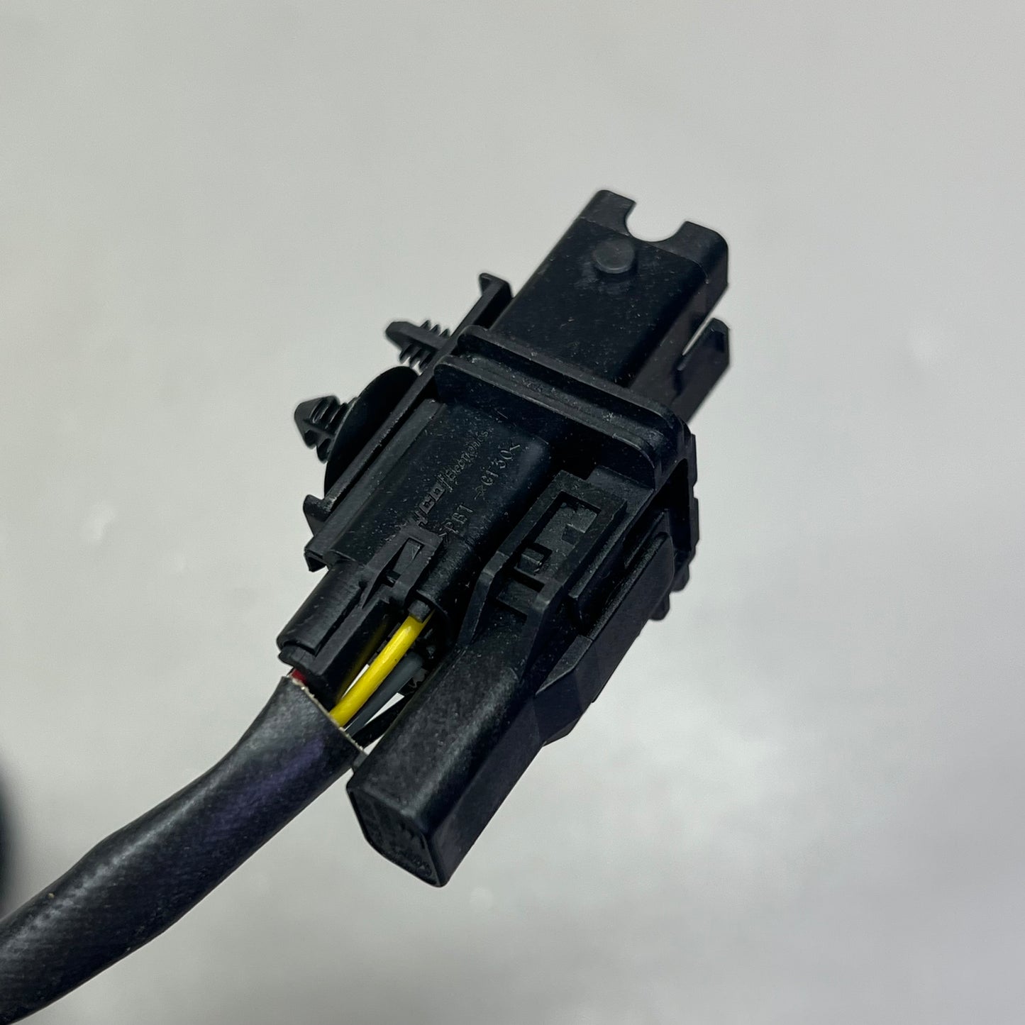 BOSCH Oxygen Sensor Male Connect Standard Replacement For Volvo Vehicles 17188