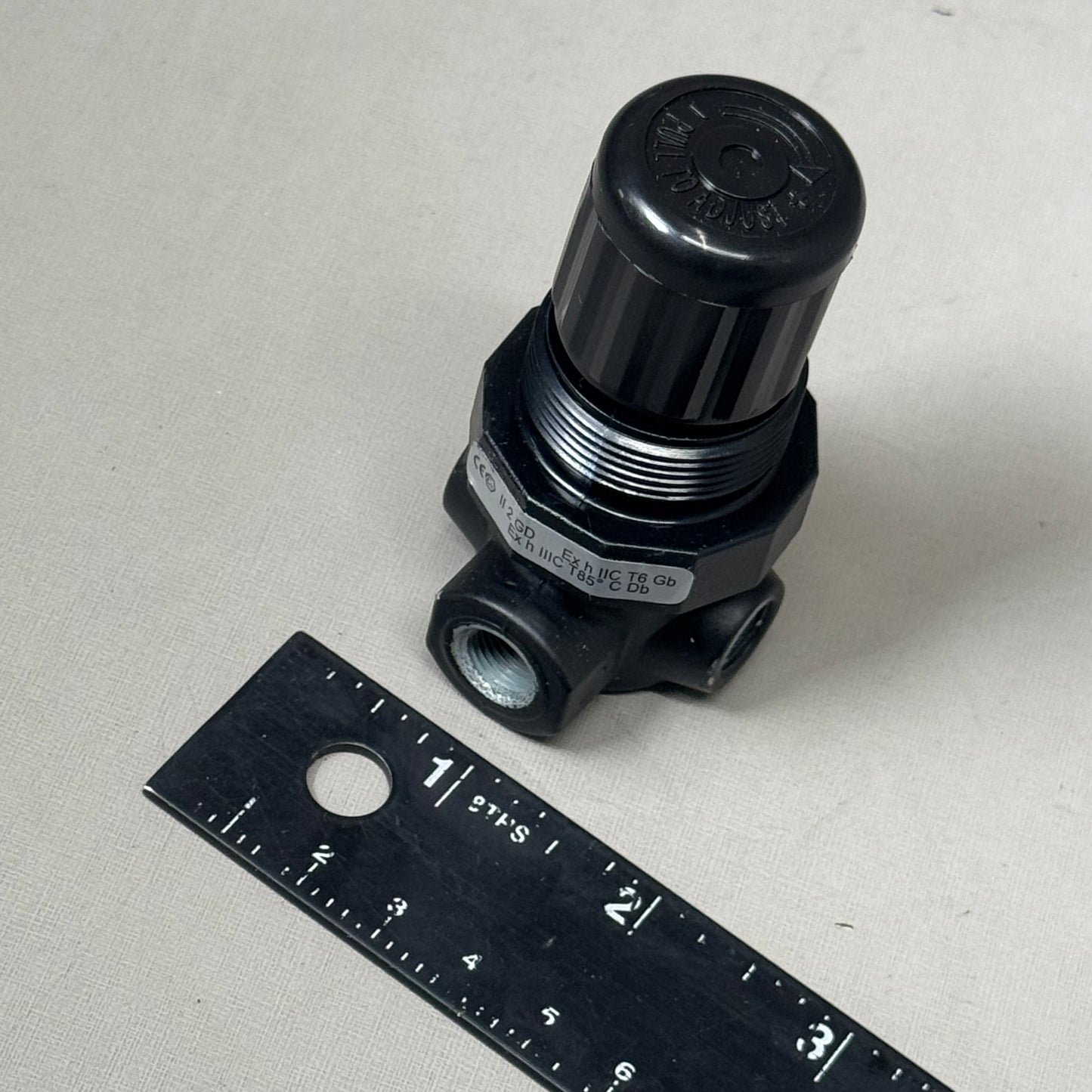 NORGREN Regulator 1/8" PTF 14 Scfm Reliving Diaphragm 5 to 50 Psig R07-100-RNEA