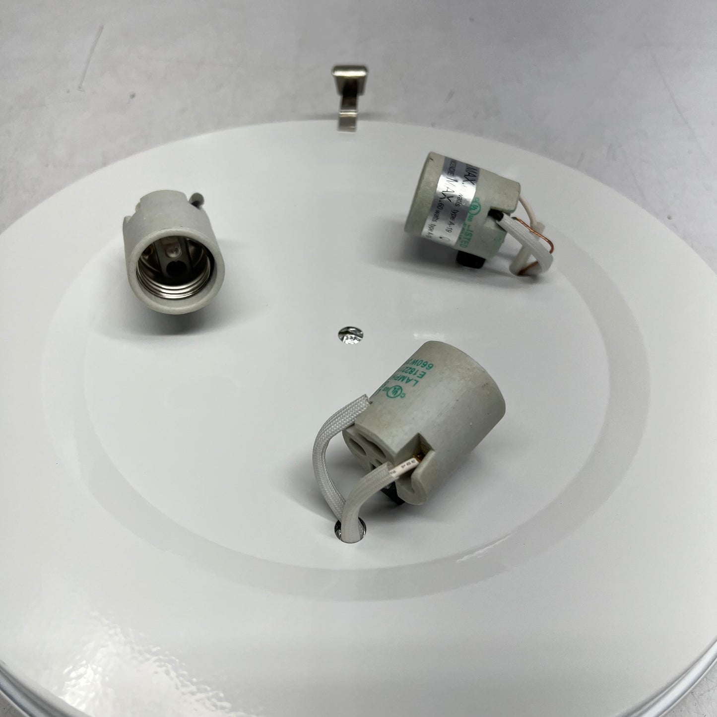 GENERATION LIGHTING 3-light Flush Mount Ceiling Light Frost White 7543503EN3-962