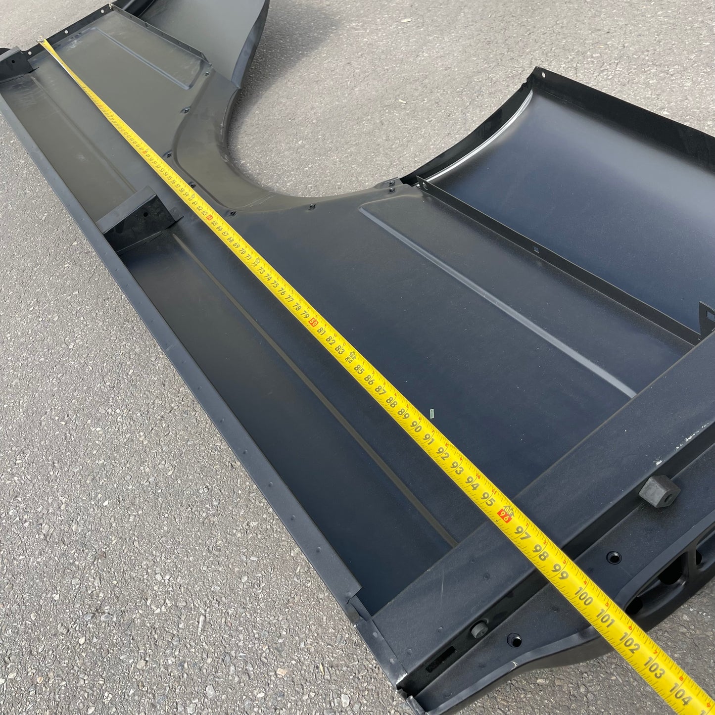 ZA@ LMC TRUCK Bedside Panel for Chevy Pickup & GMC Fleetside 1968-1972 Black 38-9662-T (AS-IS) 4B