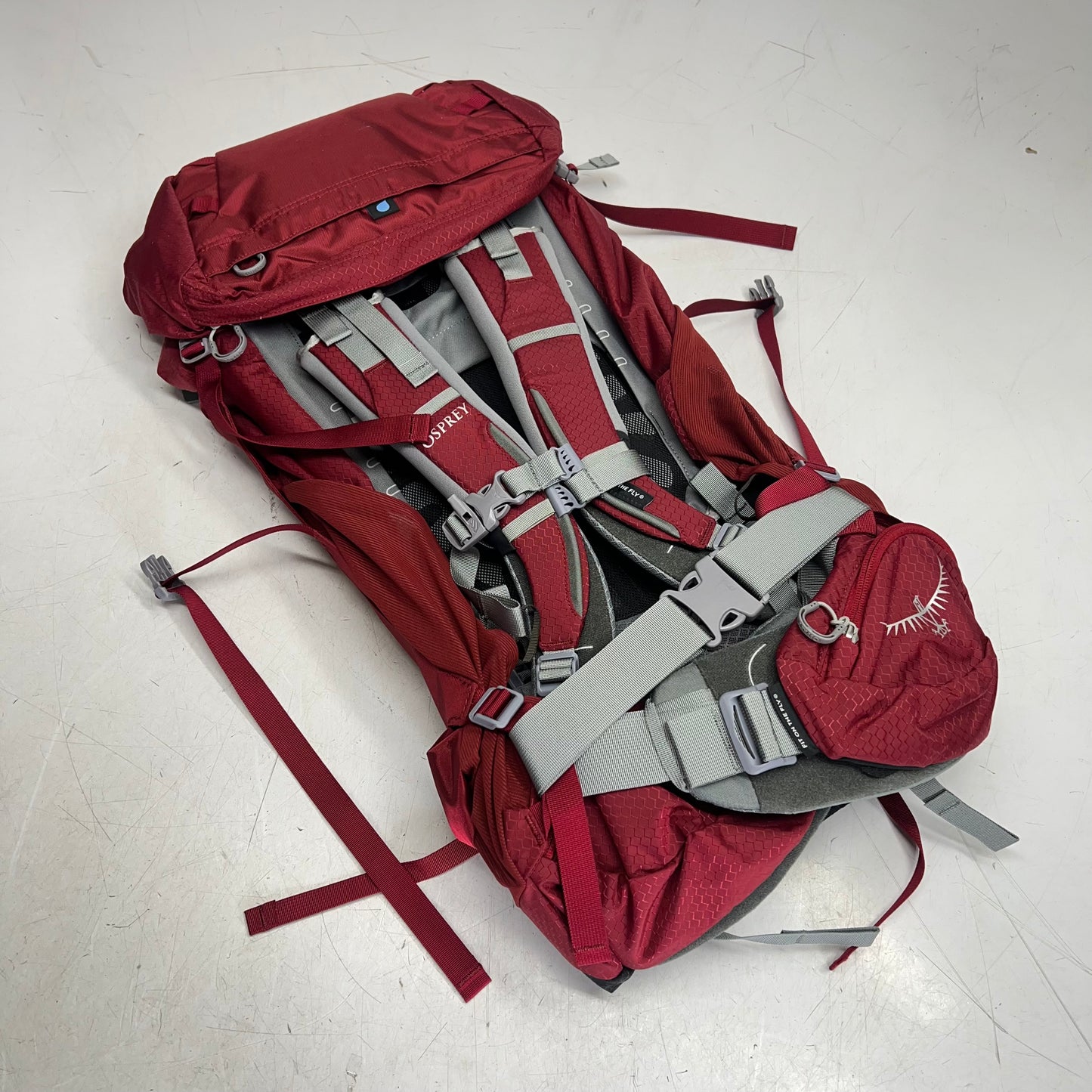 OSPREY Ariel 55L Pack Custom Fit Women's Sz L Torso Adjust Claret Red 10002887