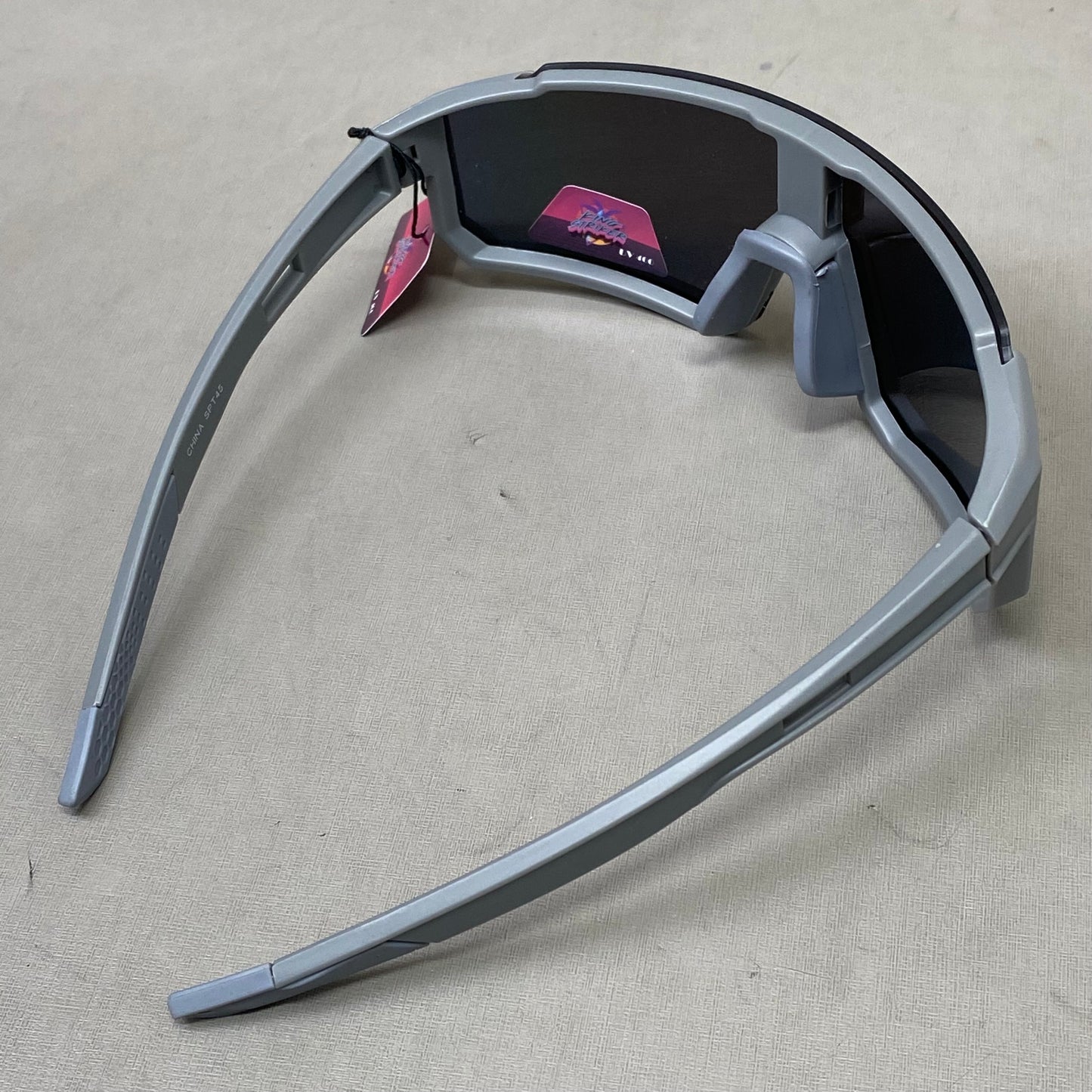 KING STRIKER (6 Pack) Assorted Polarized Sunglasses Shatterproof Polycarbonate Men's Assorted (Copy)