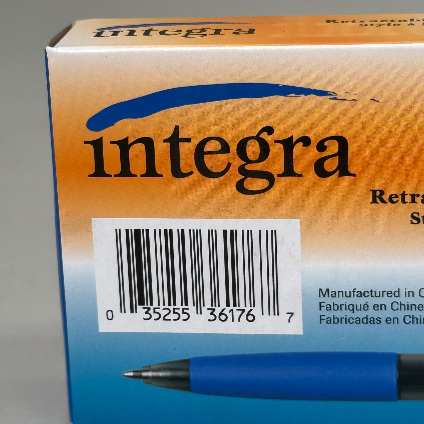 INTEGRA (12 PACK) Retractable Ball Medium Point Pen w/ Rubber Grip Blue 36176