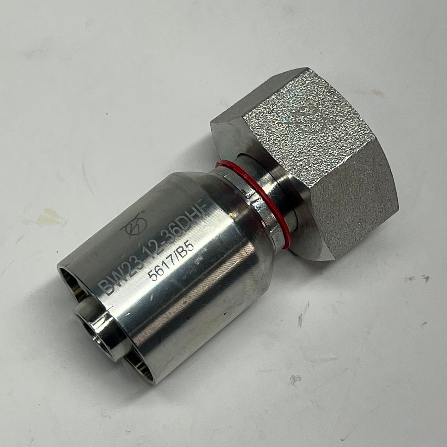 BALFLEX USA Hydraulic Crimp Fitting W-series 3/4" Hose X 36 DHF BW2312-36DHF
