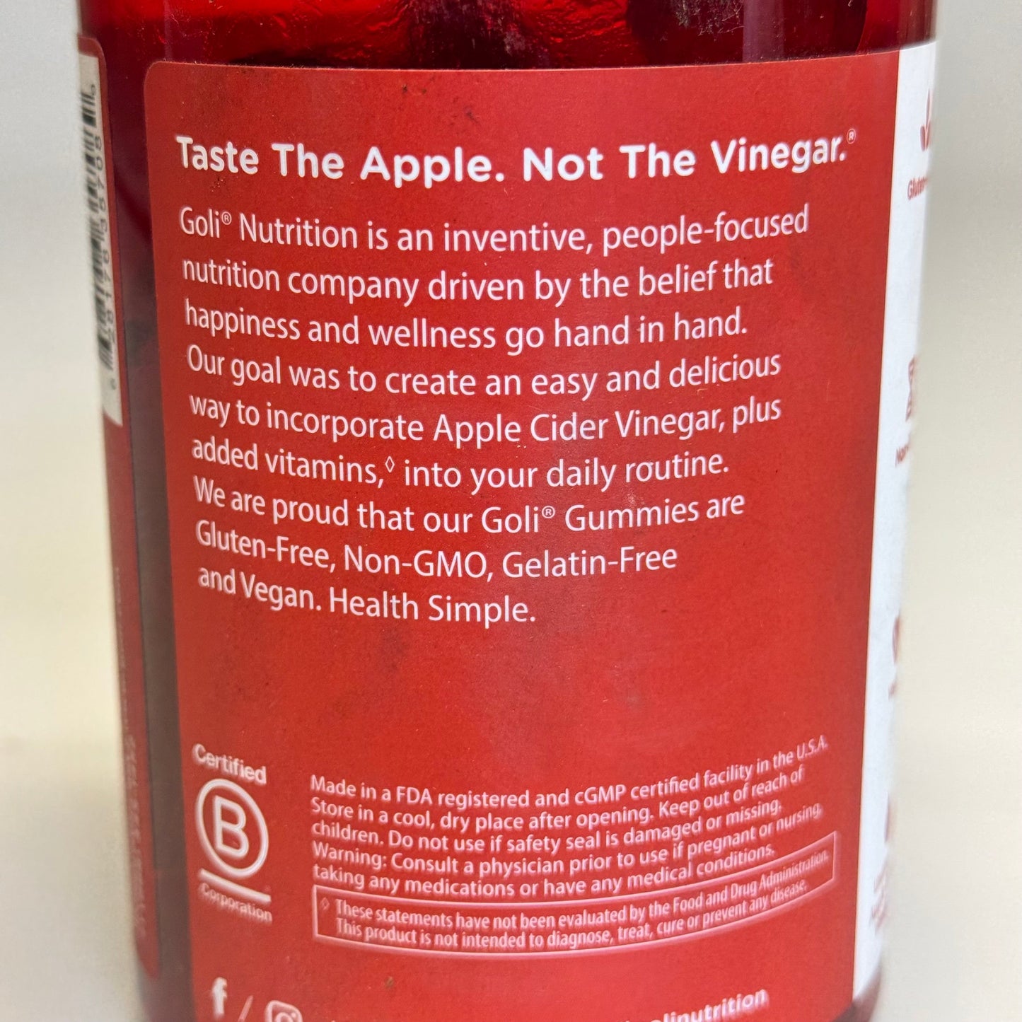 ZA@ GOLÍ Nutrition Apple Cider Vinegar 120 Gummies Sz 6.5” H Red BB Exp 08/25 C