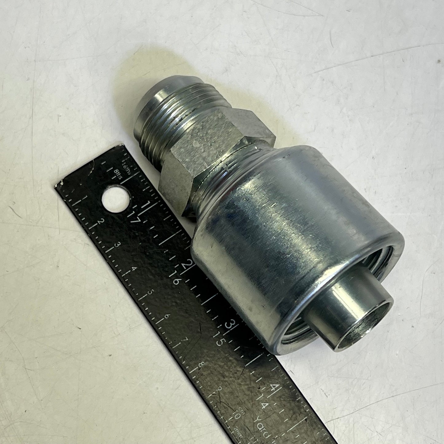 GATES 2 Wire Hose Fitting Male 37° Flare Coupling 1" x 4.11" Silver G25165-1616