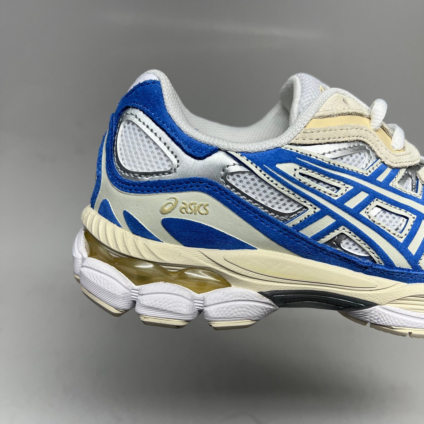 ASICS Gel-nyc Athletic Mesh Sneaker M Sz 7 W Sz 8.5 White/BlueCoast 1203A383-116
