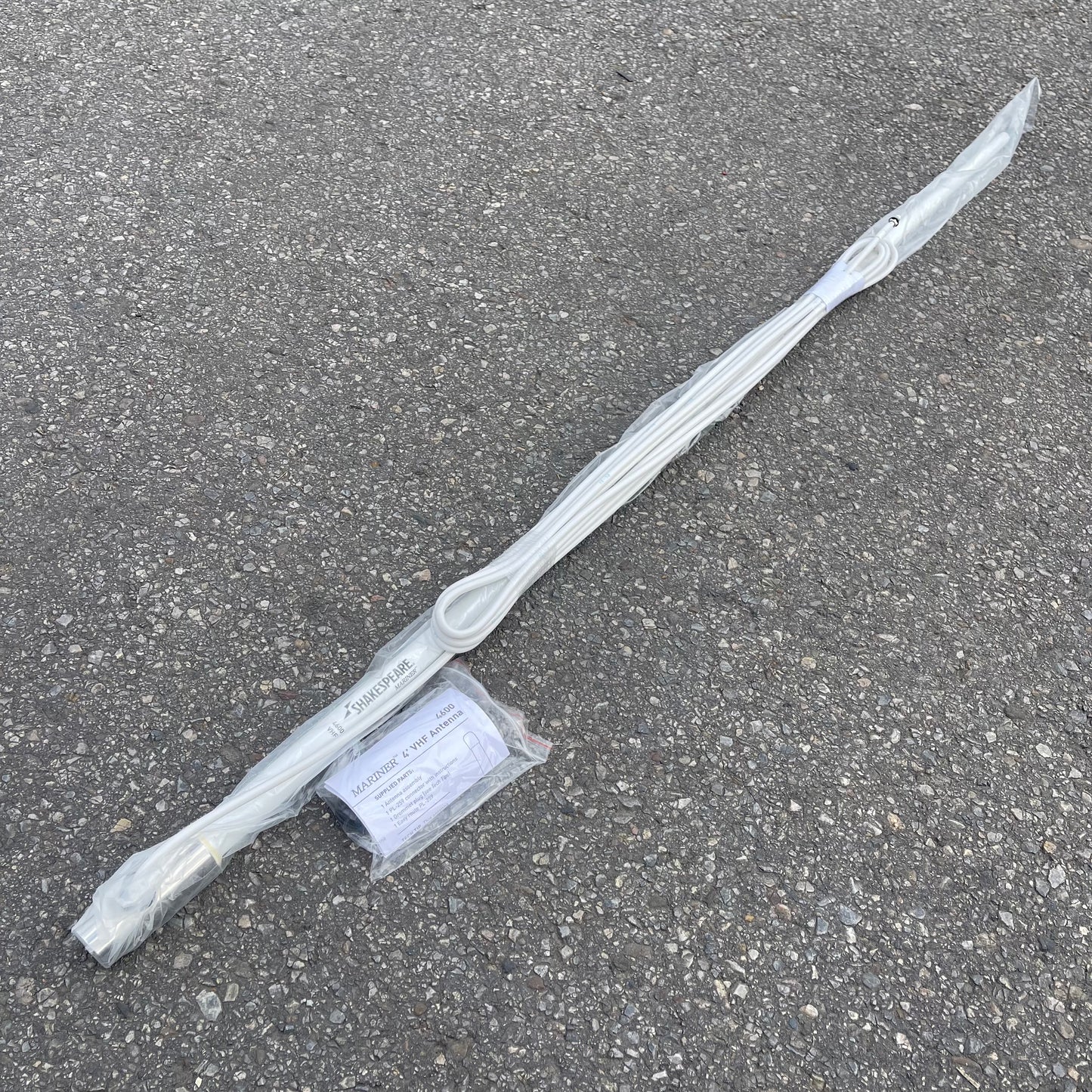 SHAKESPEARE 4600 Mariner VHF Antenna 4’ White 20769766