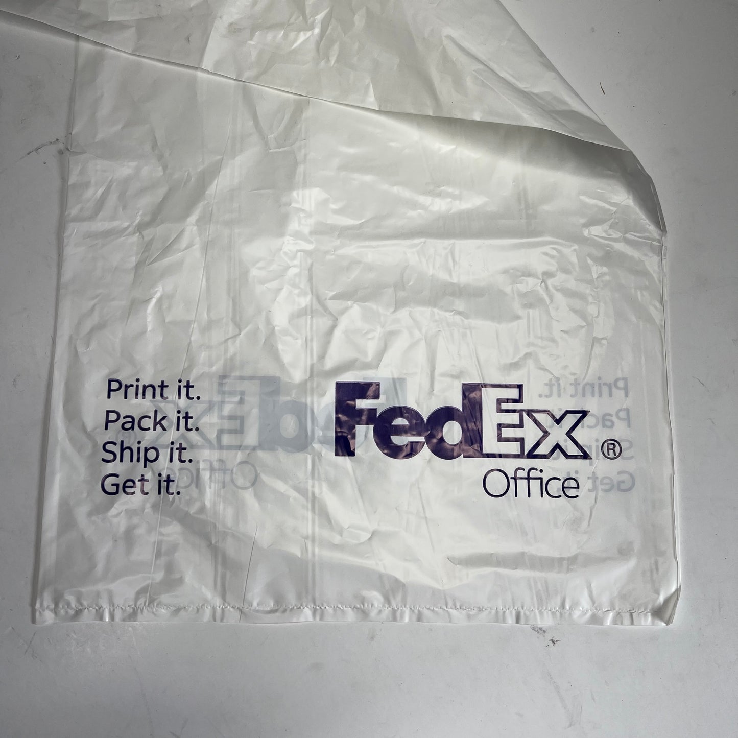 ZA@ FED EX OFFICE (250 PACK) Long Plastic Bags W/ Carry Handle 38"x12.5" White