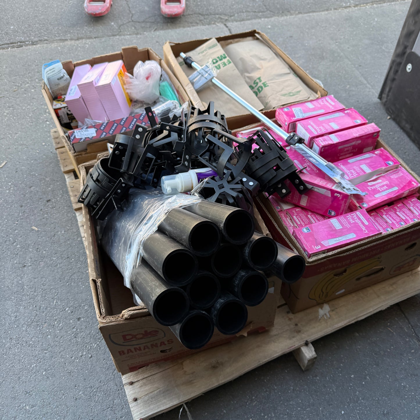 ZA@ Pallet of MIXED Industrial, RAWVELO Energy Gel, Paper Bags, Pipes, Expired Pregnancy Tests, & More! (AS-IS)