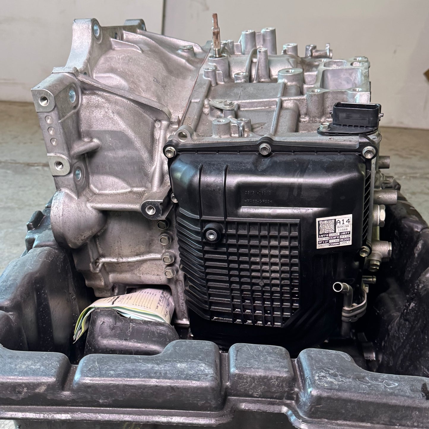 Toyota/Lexus OEM Reman Transmission w/ Torque Converter 30510-33871-84