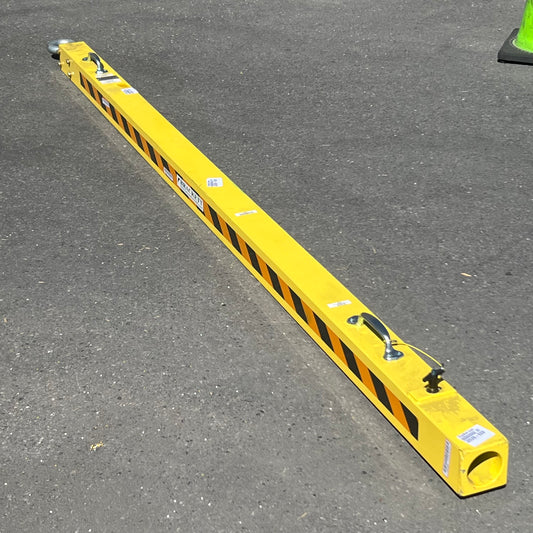 BRACKETT Yellow Guard Rail W/hook 130"H x 4"W x 4"L, TY-TB-FTD