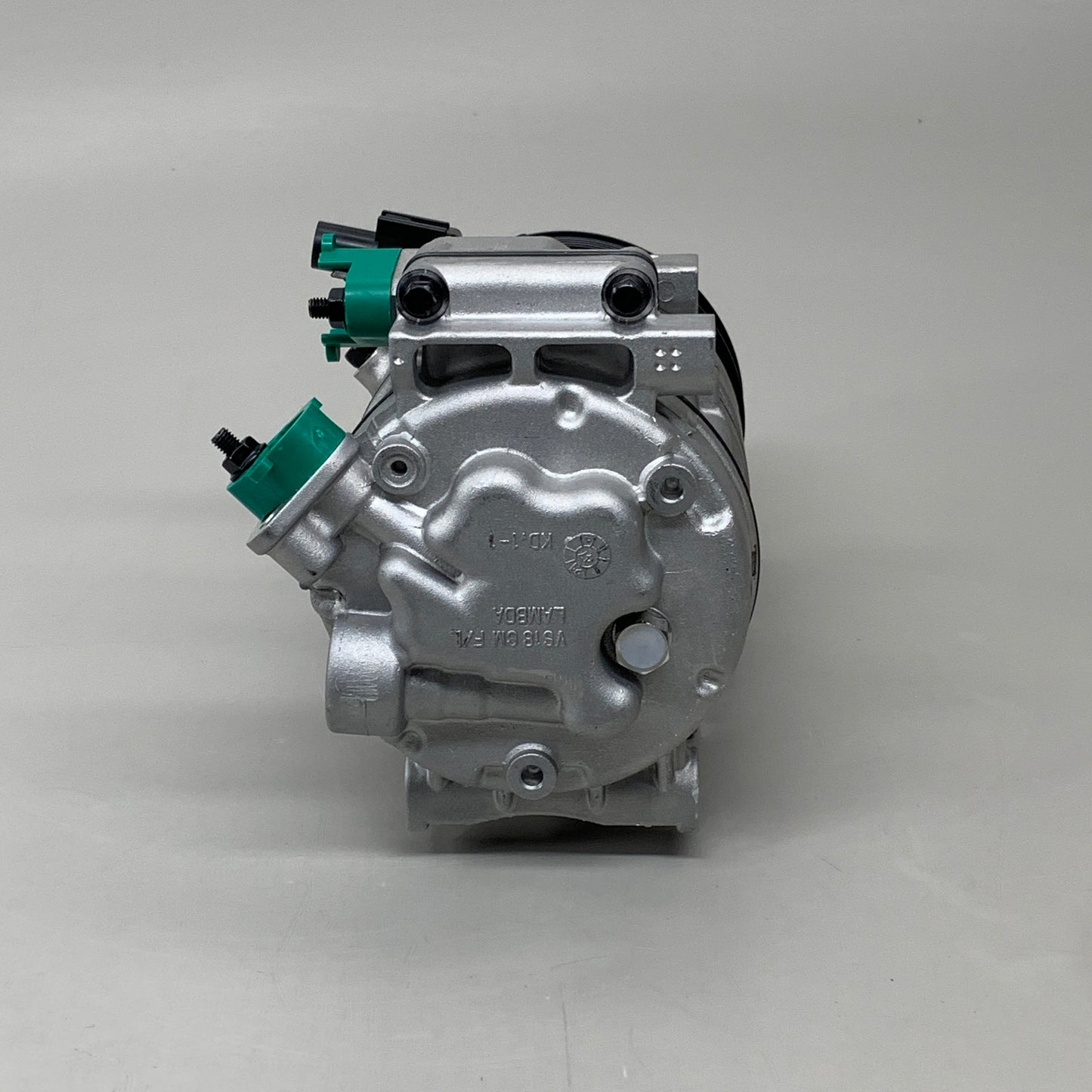 DENSO A/C Compressor With Clutch Silver/Black/Green 27722 471-6042