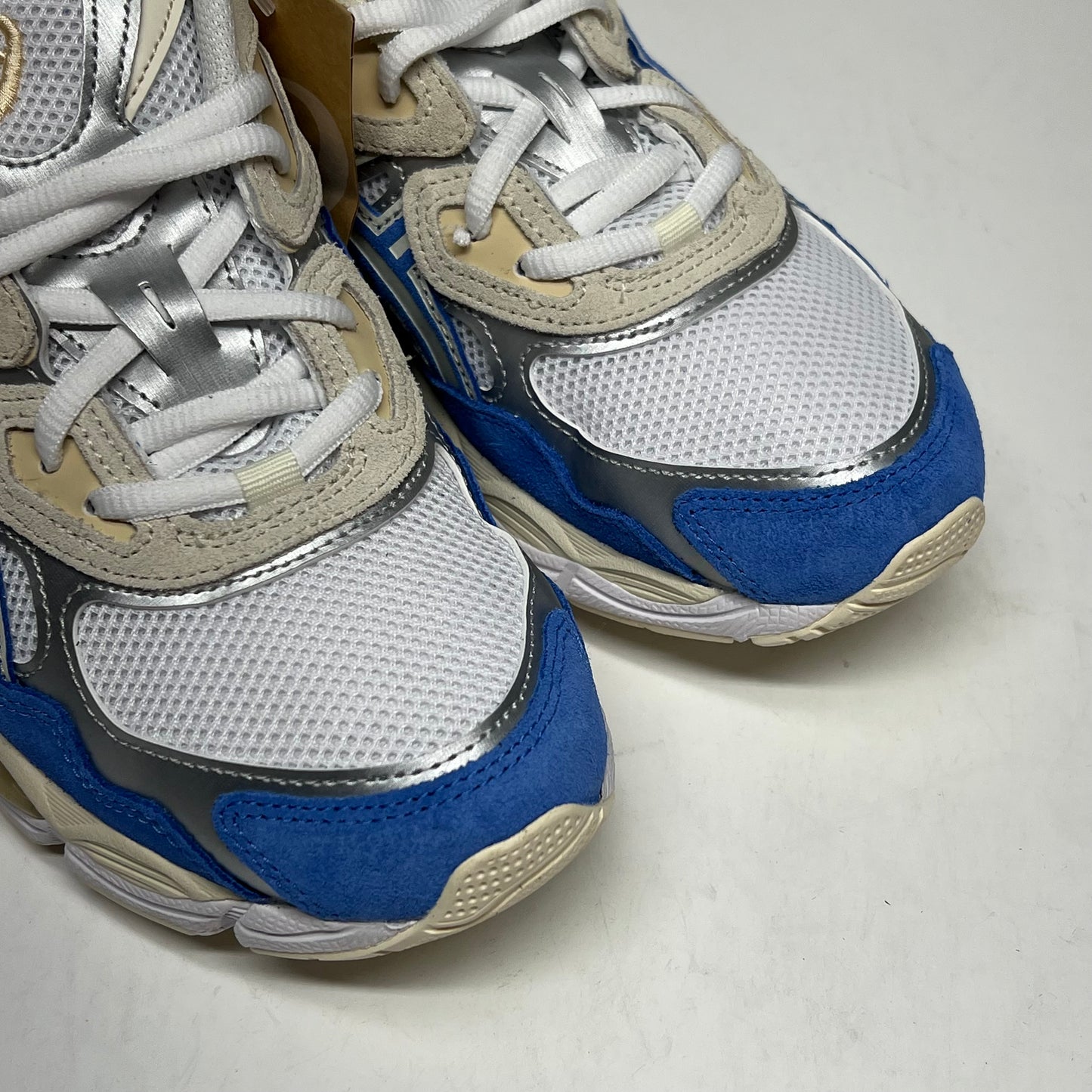 ASICS Gel-nyc Athletic Mesh Sneaker M Sz 7 W Sz 8.5 White/BlueCoast 1203A383-116