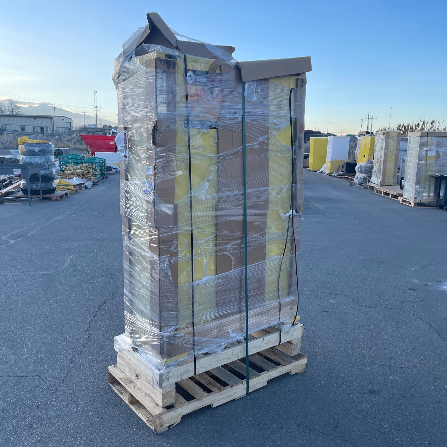 Z@ SECURALL Rolling Safety Storage Cabinet for Flammable Liquids 45 Gal Capacity A345-C (AS-IS)(D)