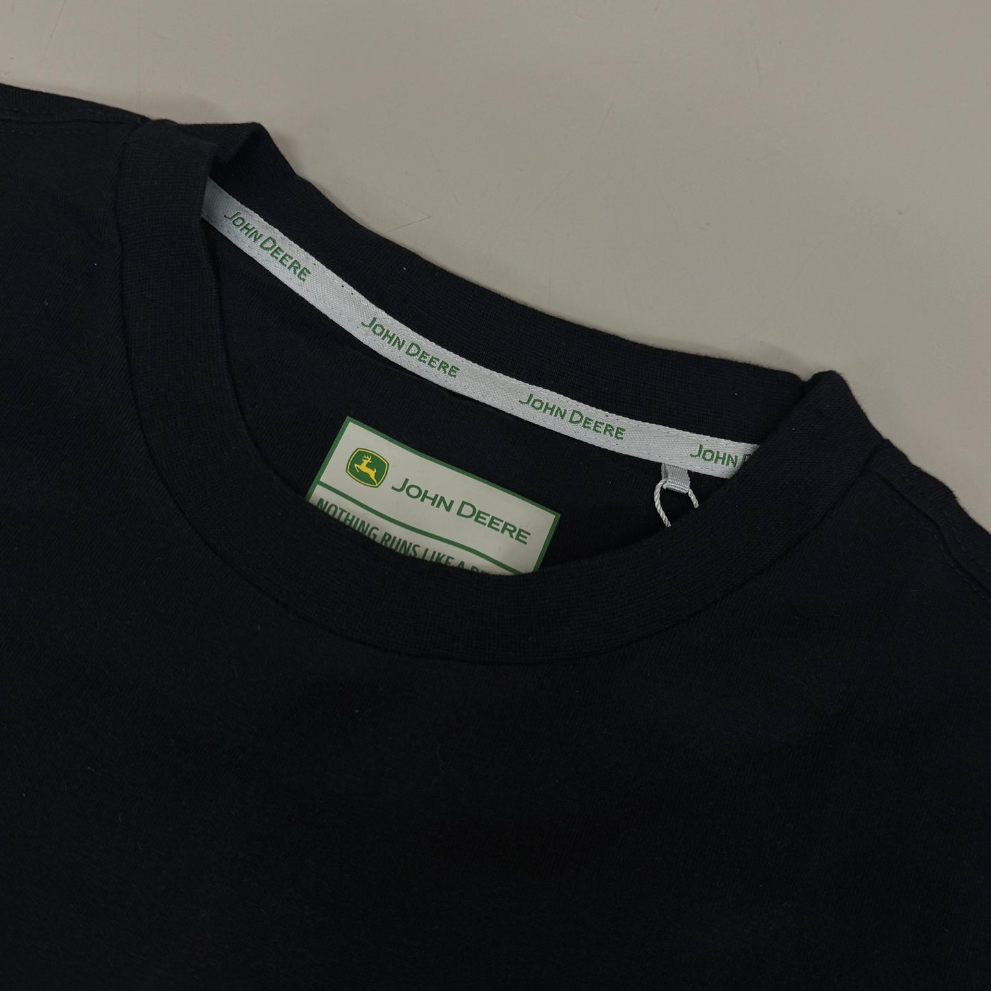 JOHN DEERE Embroidered Logo Short Sleeve Tee Shirt Men's Sz S Black 1896842