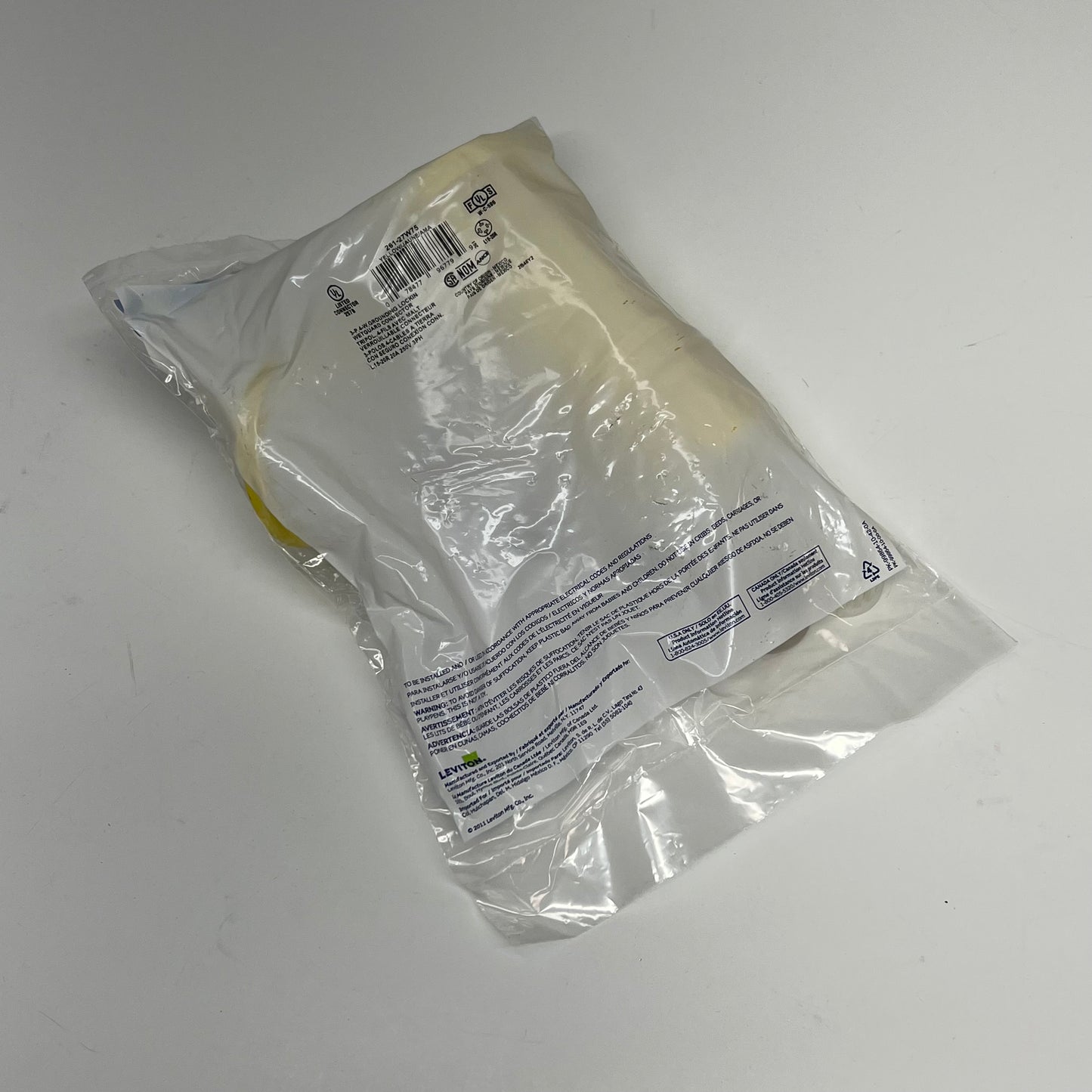 LEVITON Wet Guard Water Tight Locking Connector 20 Amp Yellow 261-27W75