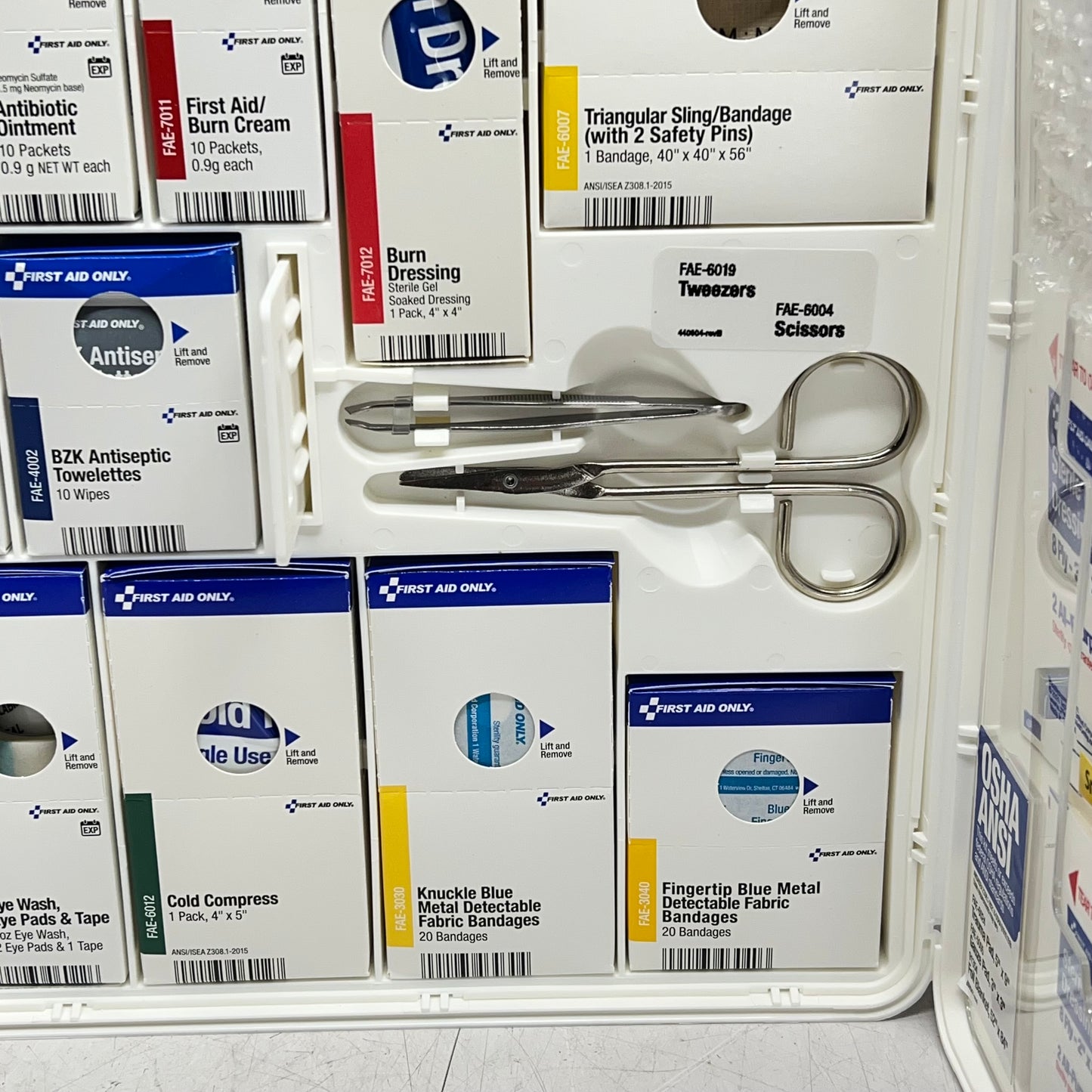 FC SAFETY First Aid Cabinet Smart Compliance Food & Meds 90659-021 BB 03/27