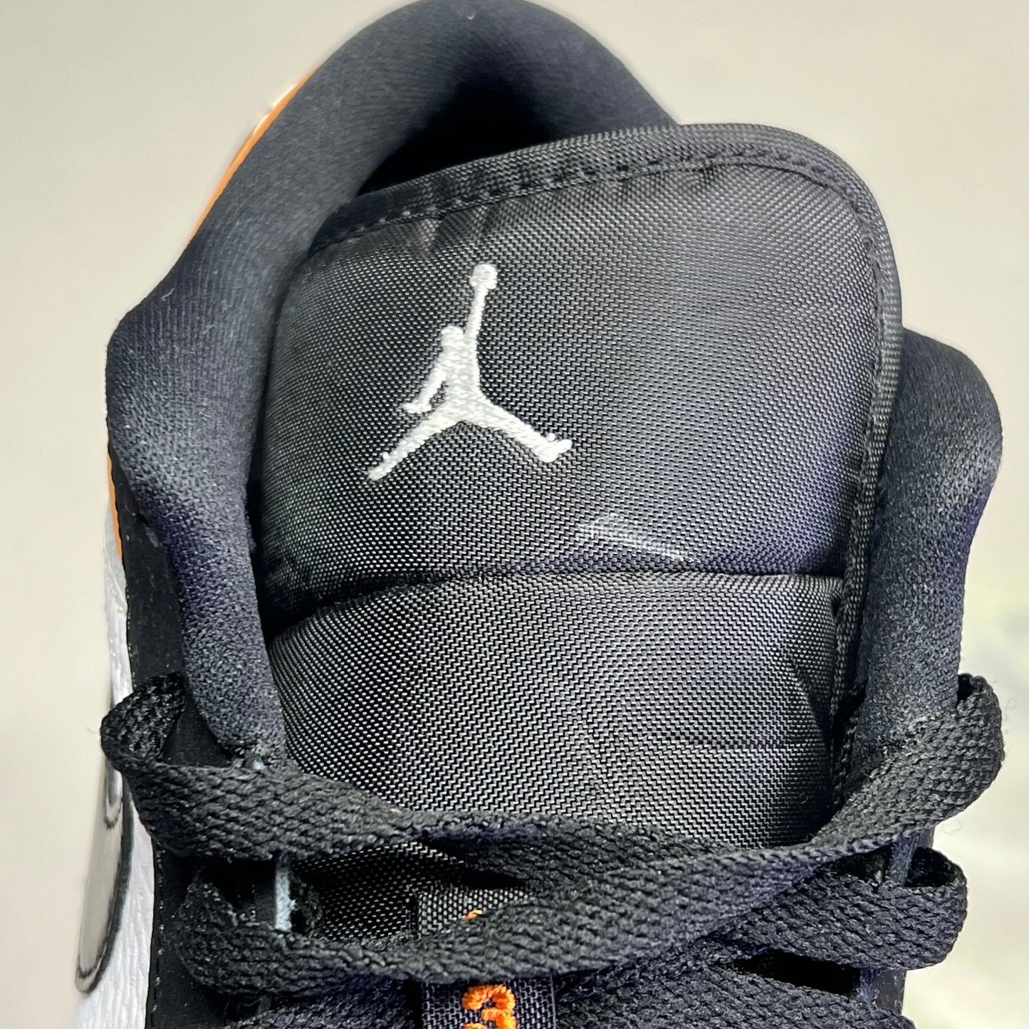 NIKE Air Jordan 1 Low Shattered Backboard Boys Sz 7Y Orange/Black (Pre-Owned)