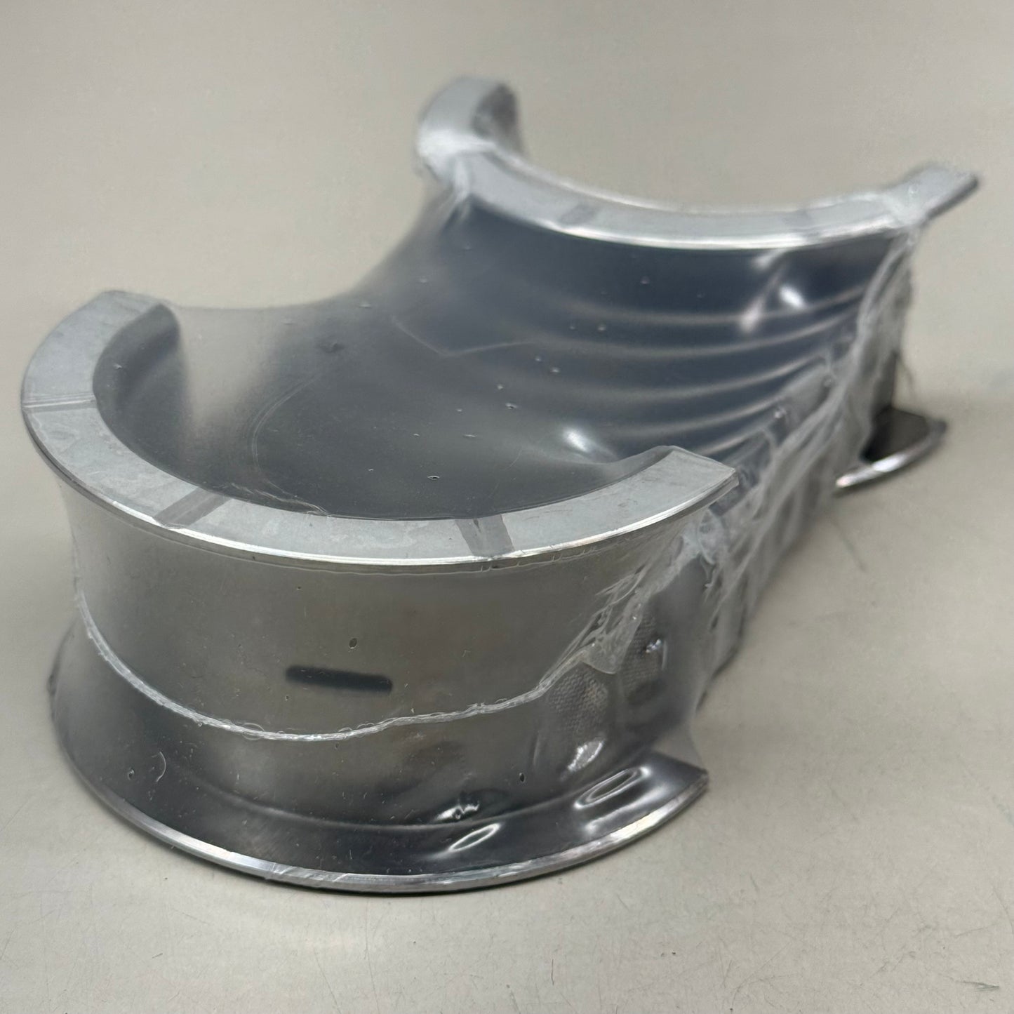 MAHLE Engine Crankshaft Main Bearing Set For Chevrolet MS-2327A