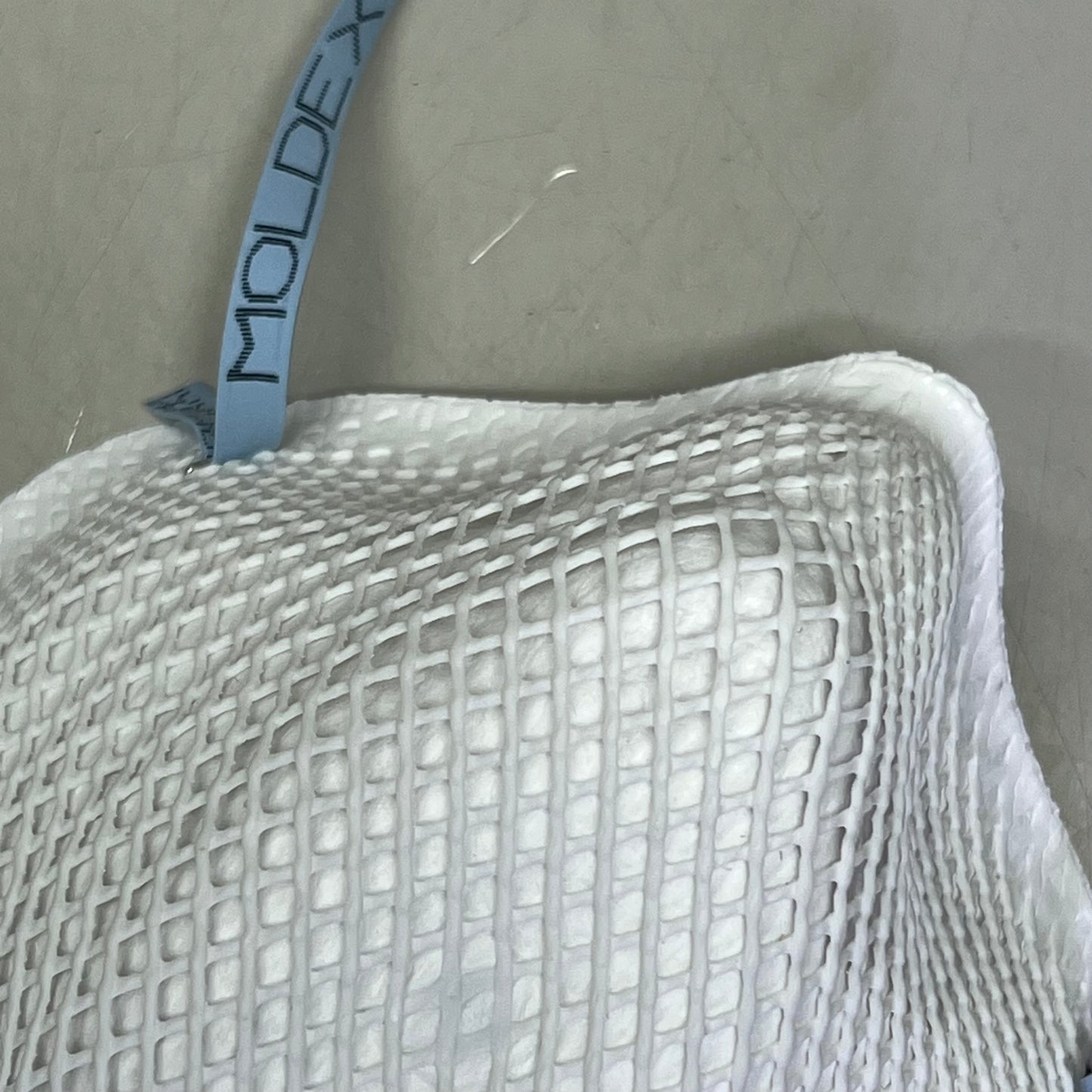 MOLDEX (20 PACK) Dura-Mesh Shell Face Respirators BB 05/30 White 2200N95