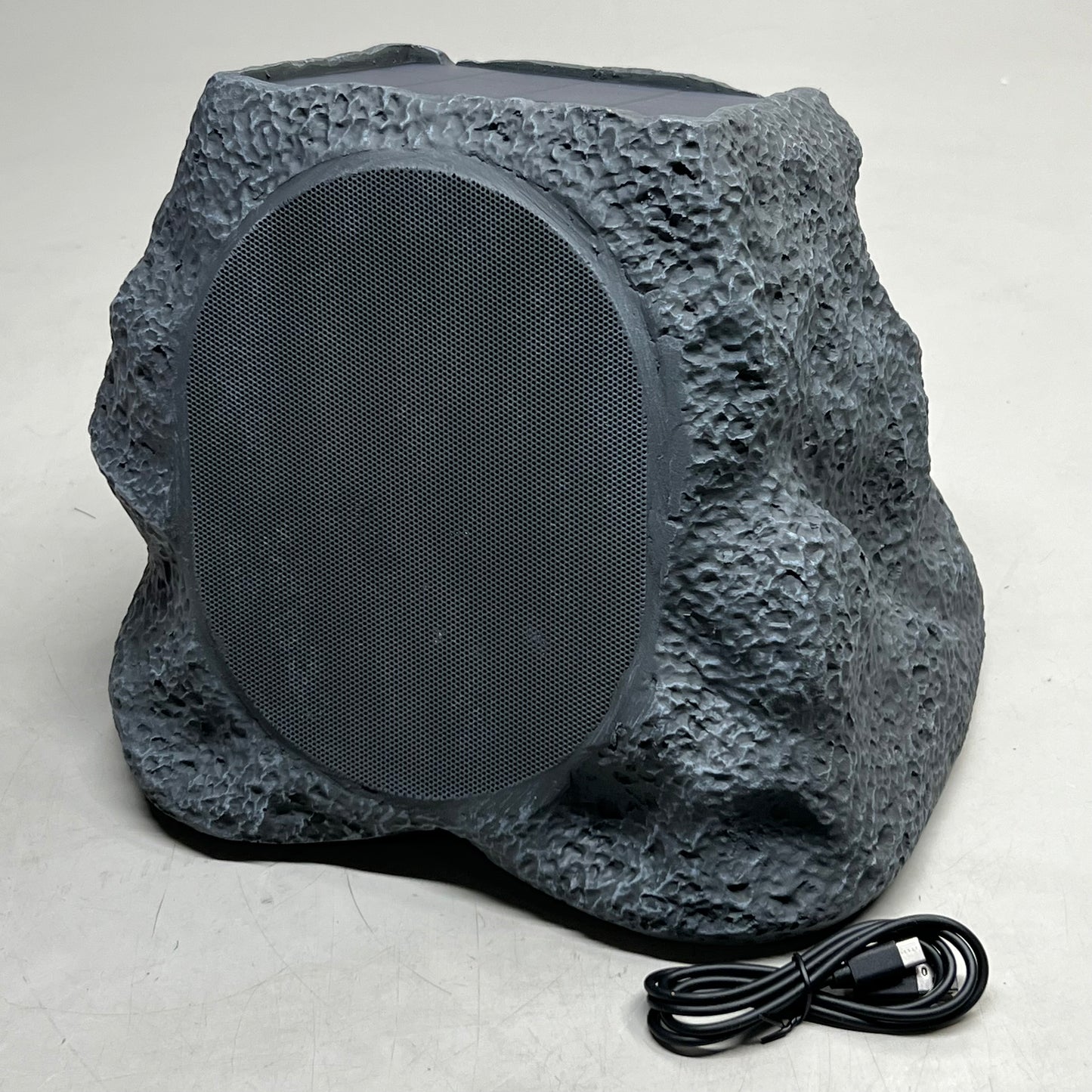 ZA@ VICTROLA Rock Speaker Connect VOS-600-GNT Sz 10”H x 9.5”W (New Other, Distressed Box)