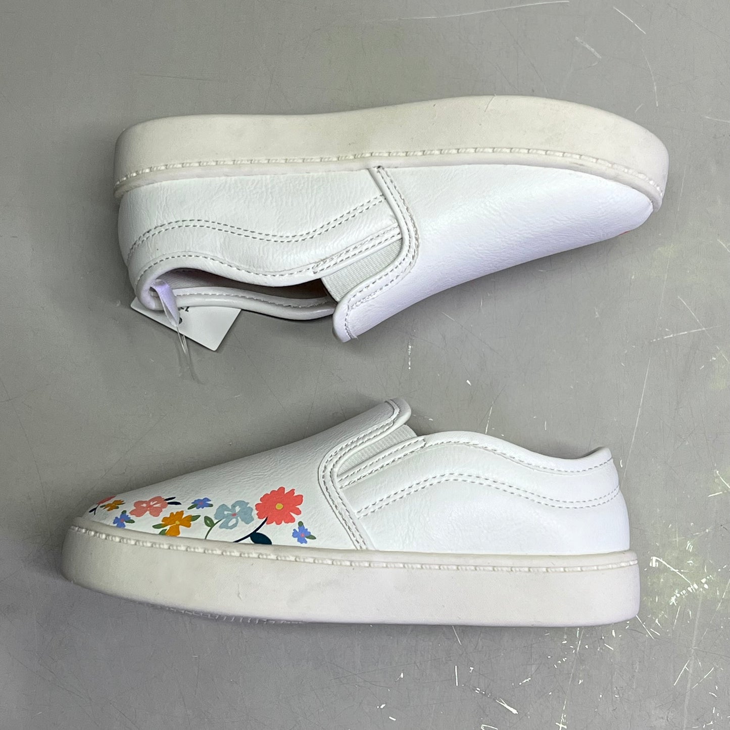 CARTER'S Wipe Clean Floral Slip-On Toddler Shoe Girl's Sz 12 White CF21H03B