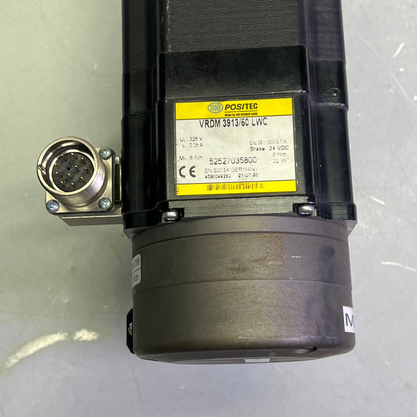 BERGER LAHR VRDM3913/50LWC 3 Phase Stepping Motor & Cable 265.117 524270354000