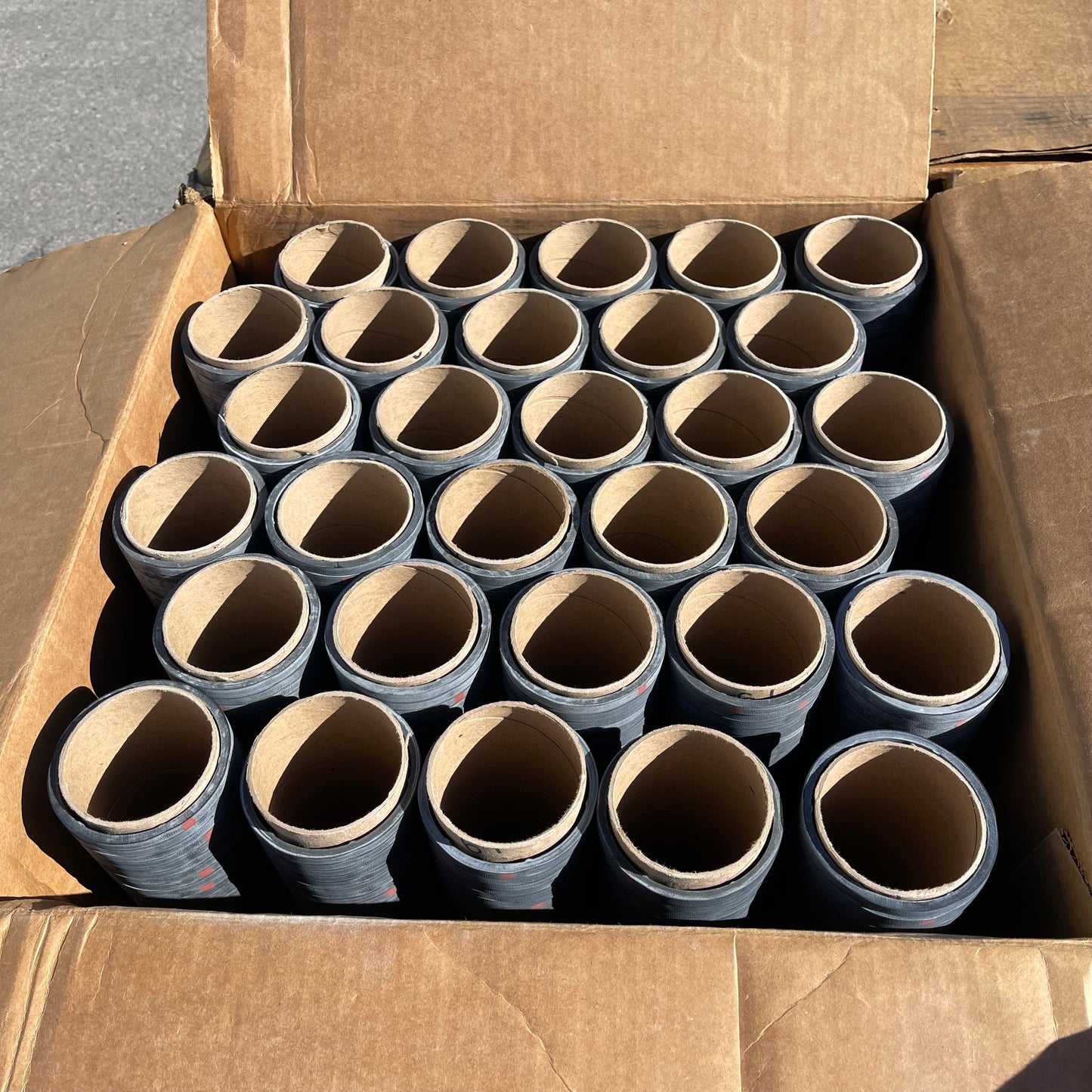ZA@ Pallet of JASPER RUBBER Round Gaskets 3.5” Dia 002631268 (AS-IS)(A)