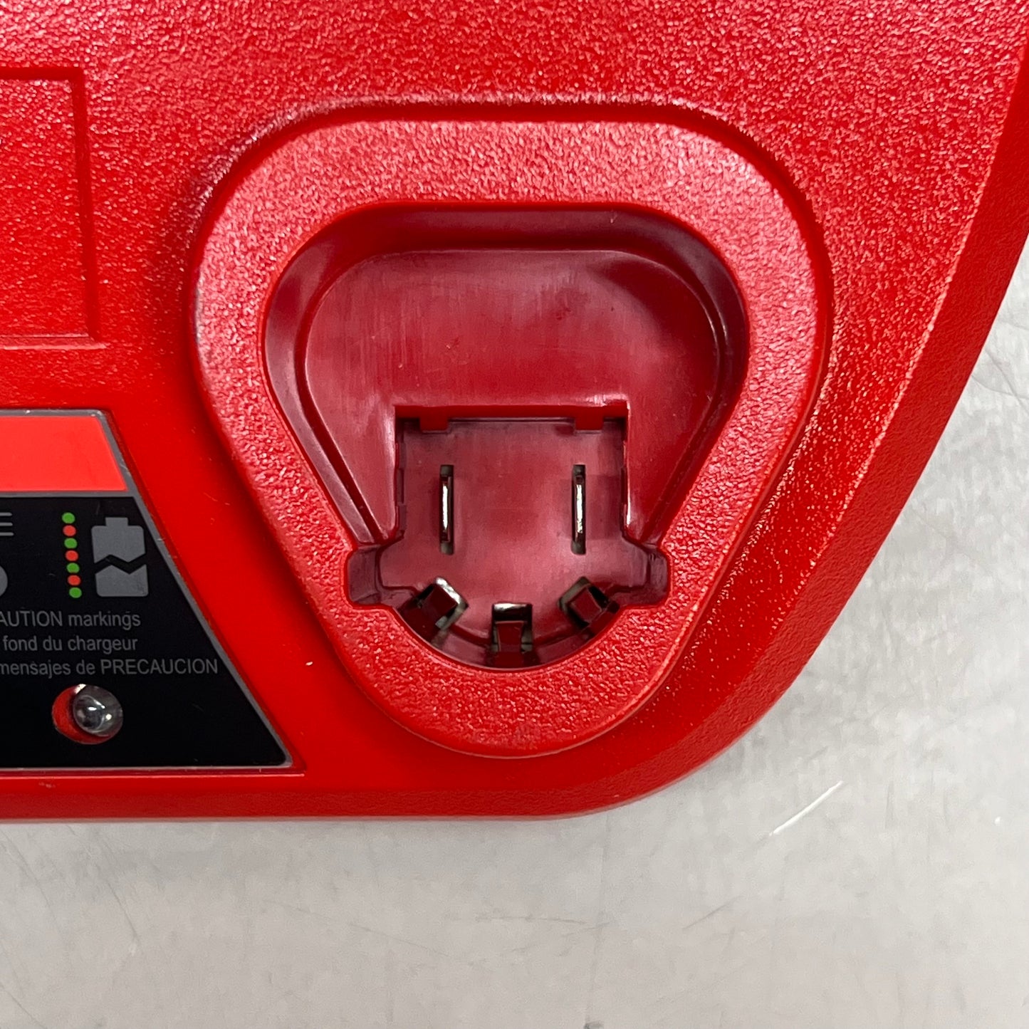 MILWAUKEE M12 Lithium-Ion Battery Charger 12v Output Red 48-59-2401