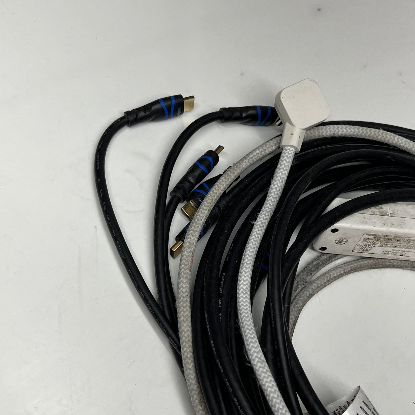 ZA@ Lot of Wifi Devices & Assorted Cords AC1200