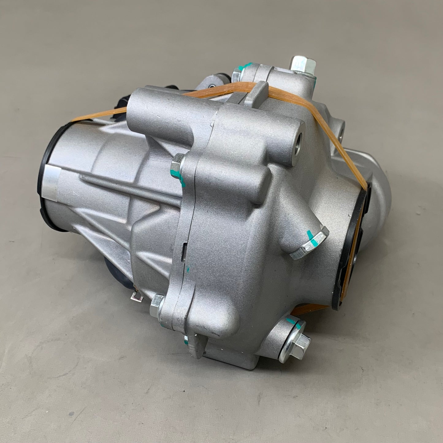 HISUN Front Differential Assy Fit For Hisun 500 700 ATV Gray 27100-107000-0000