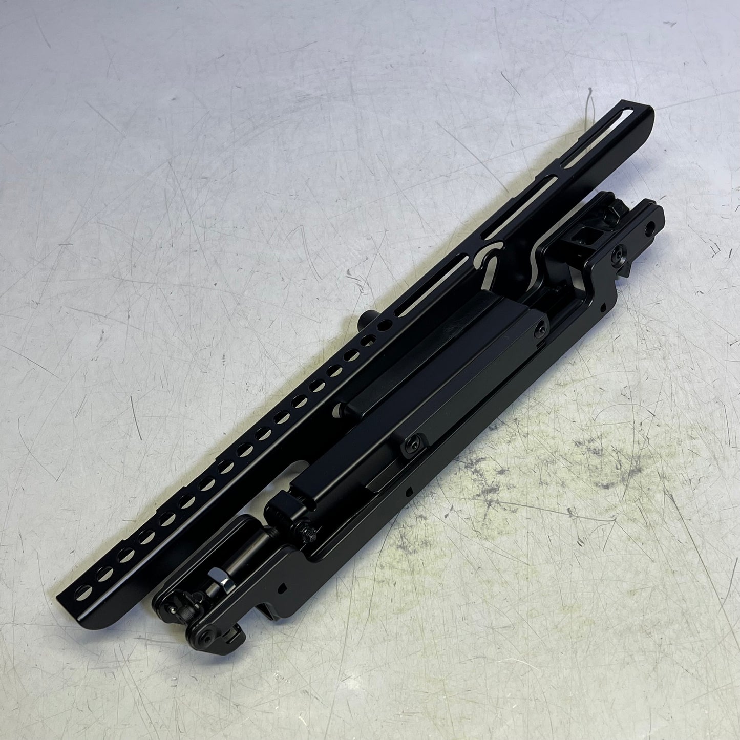 SANUS Advanced Tilt 4D TV Mount Extends 6.8" 42"-90" Up To 150lbs VLT7-B2