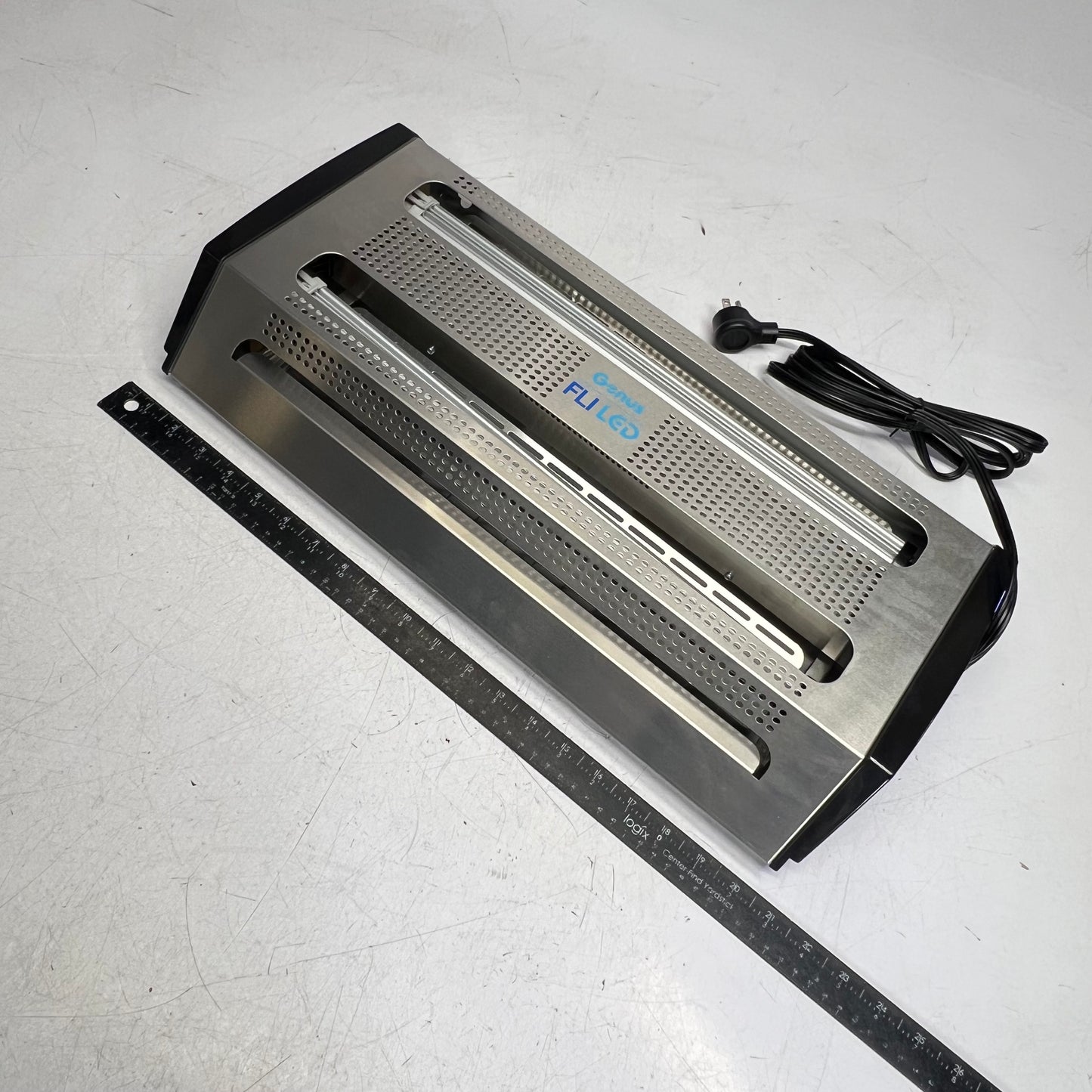 PELSIS Genus Fli Led Versatile Fly Trapping Solution Silver 430-52301-FLI