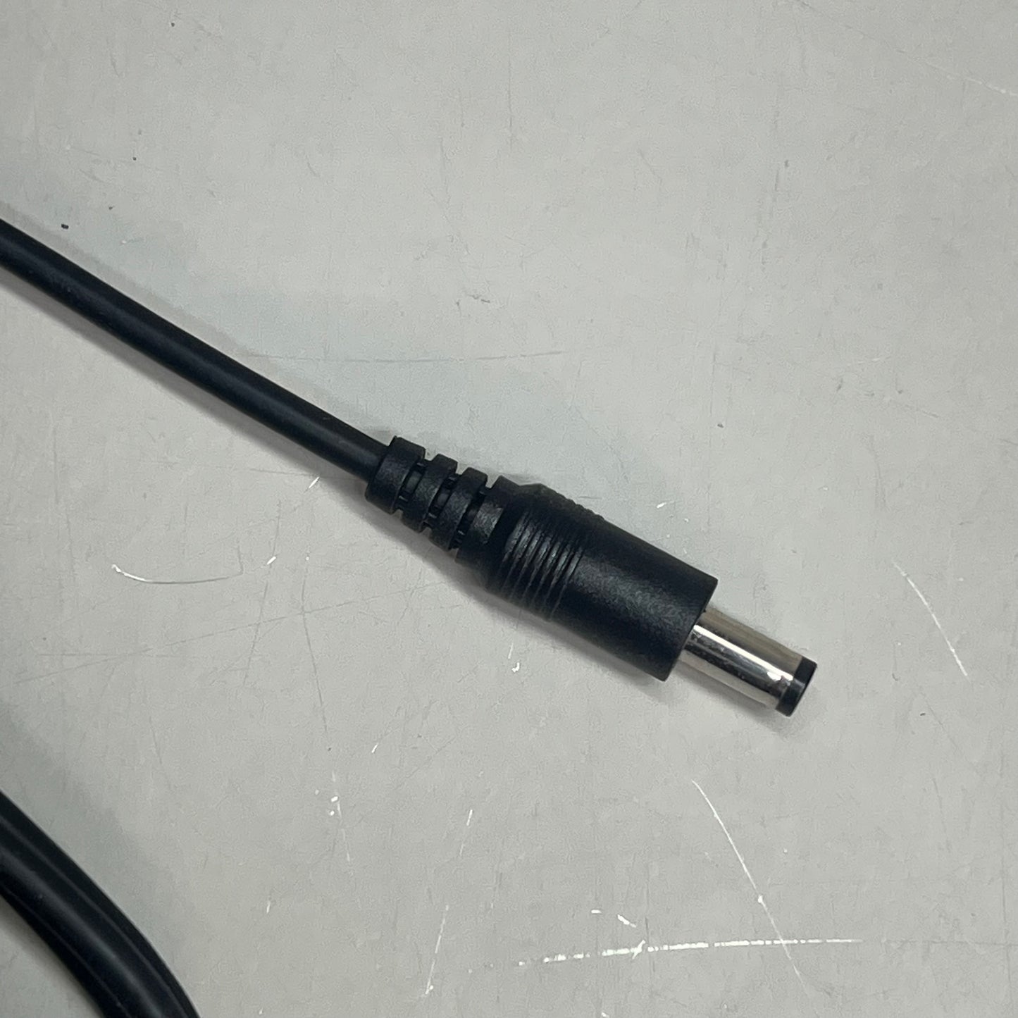 MEAN WELL Desk Top Power Supply AC/DC Switching Adaptor Black GST90A24-P1M