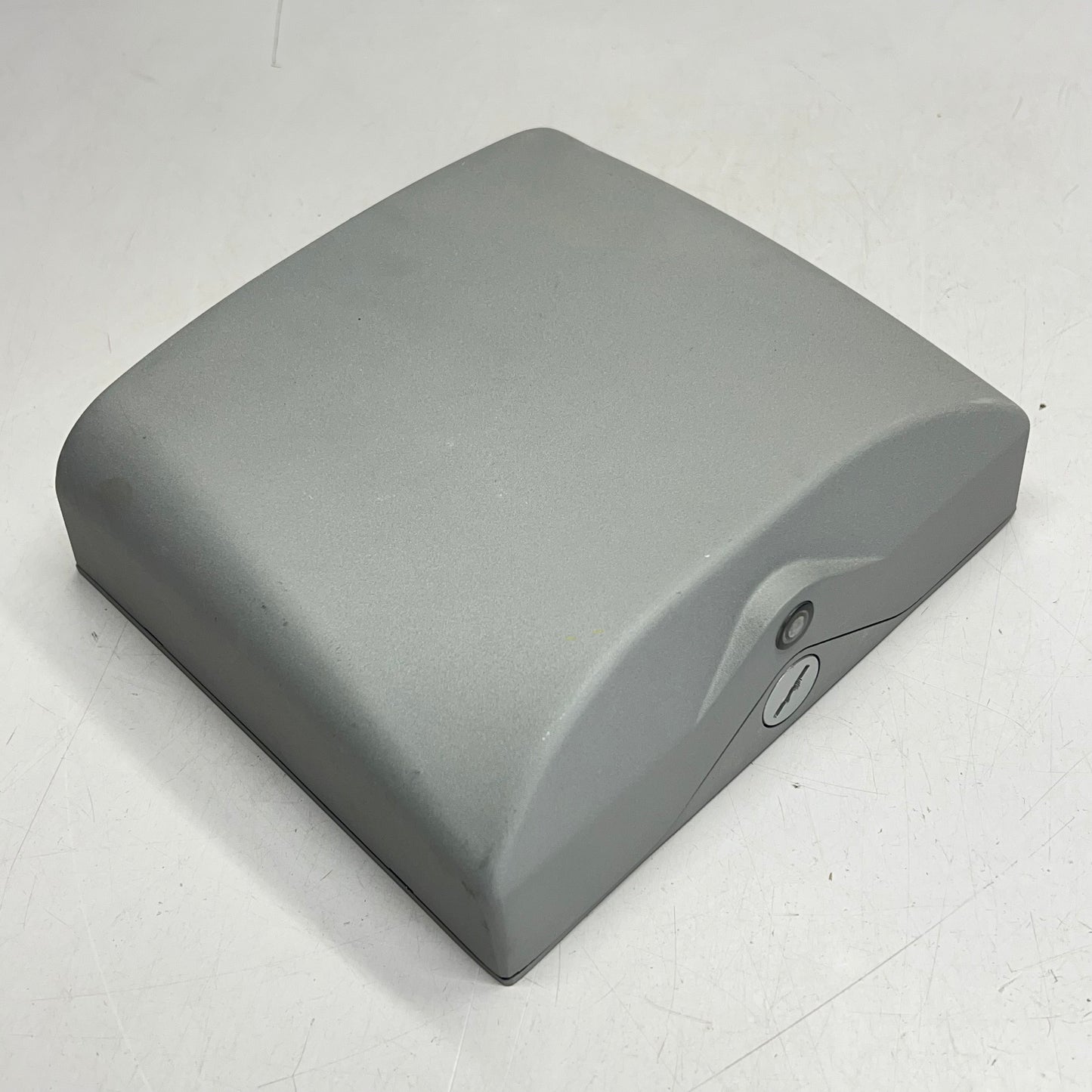 COOPER LIGHTING Sure-lites Led Emergency Light & Luminaire SELDWA50PS (Pre-Owned)